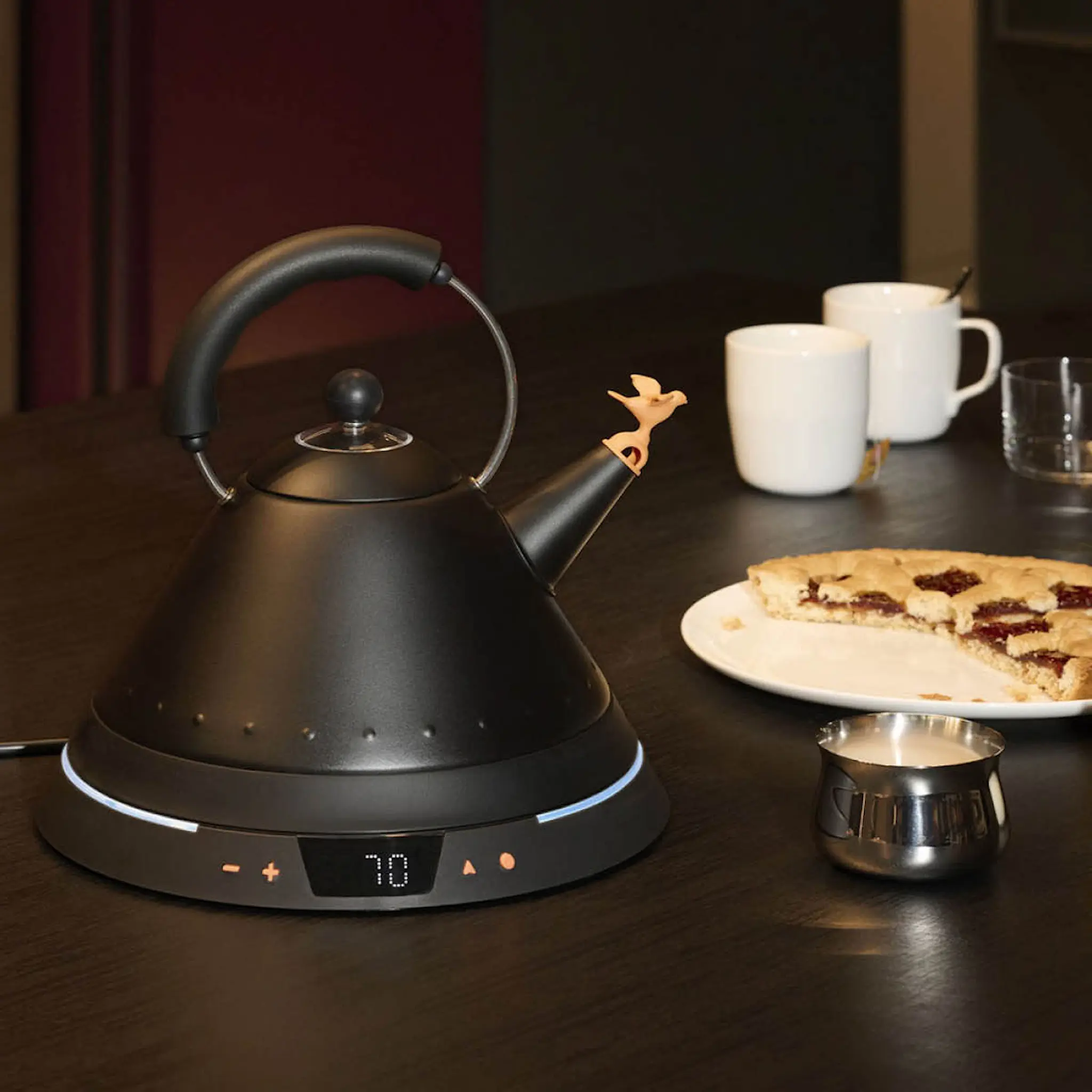 Alessi MG32 Vedenkeitin 1,5L Musta/Oranssi