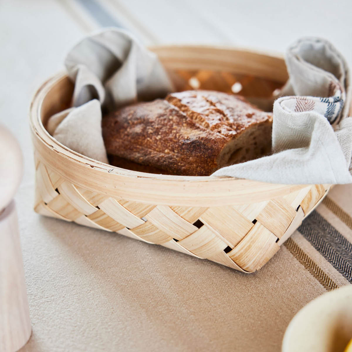 OYOY Linu bordsduk 260x140 cm svart