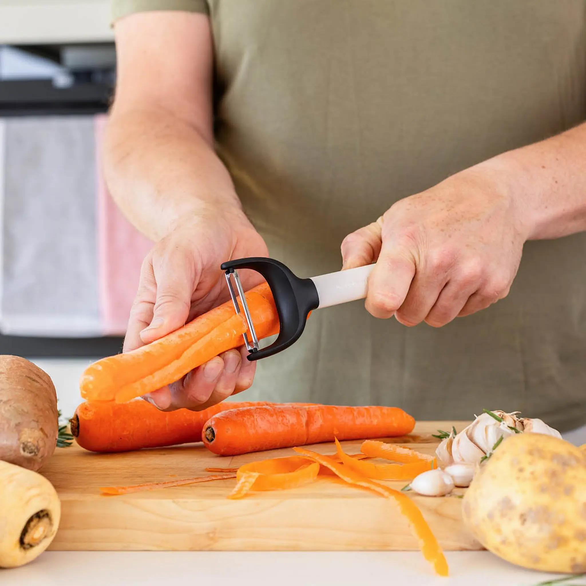 KitchenAid KitchenAid Classic Kuorija Y-malli 18 cm Porcelain White