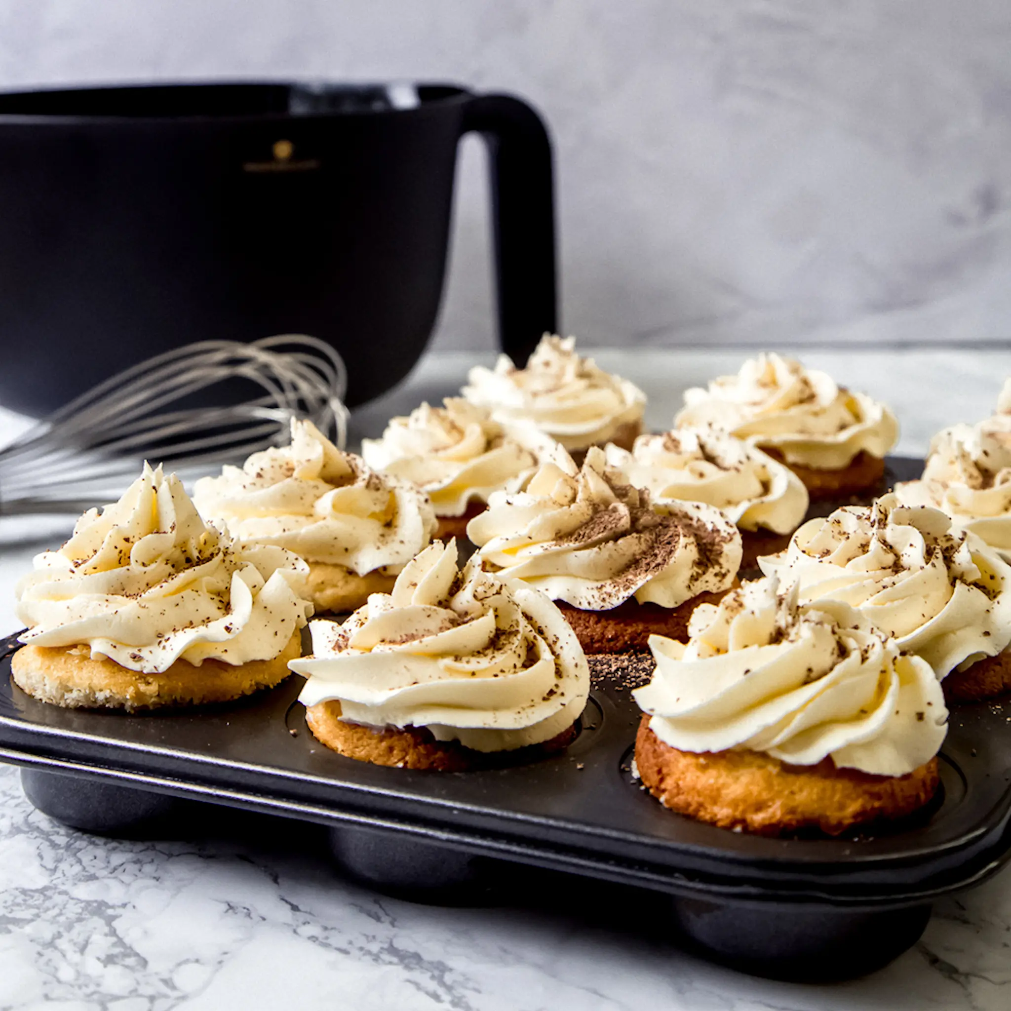 MasterClass Muffinsform / Muffinsplåt för 12 muffins 35 cm x 27 cm