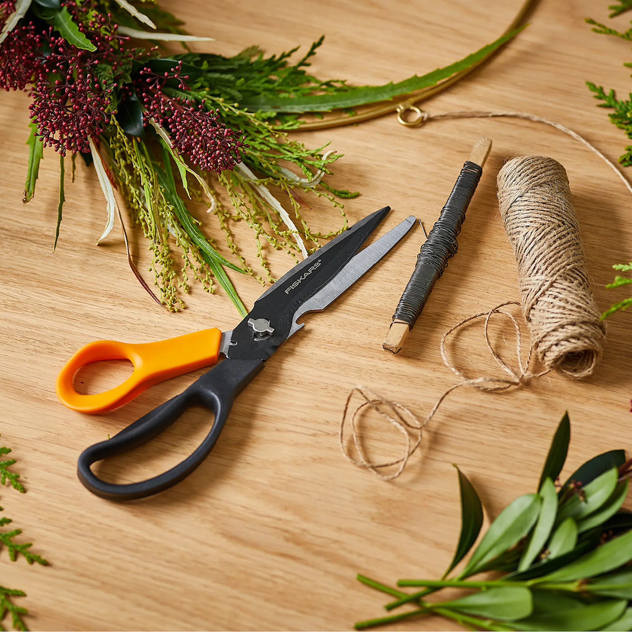 Fiskars CutsMore multisax 23 cm