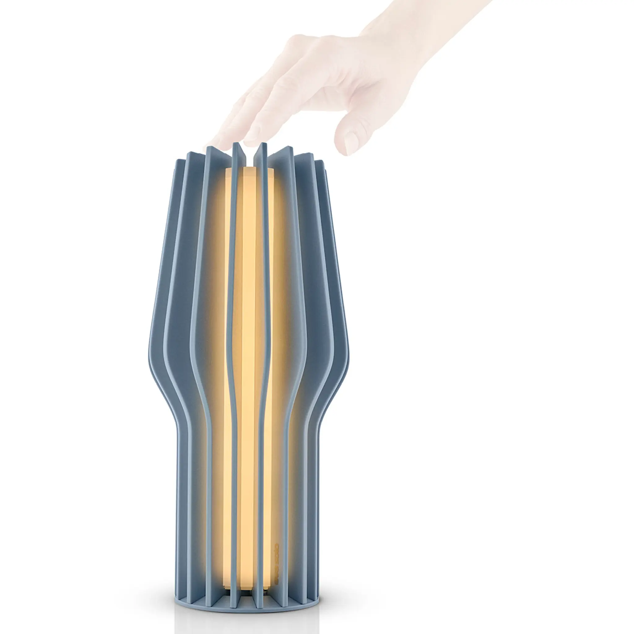 Eva Solo Radiant LED Pöytävalaisin 25 cm Dusty Blue