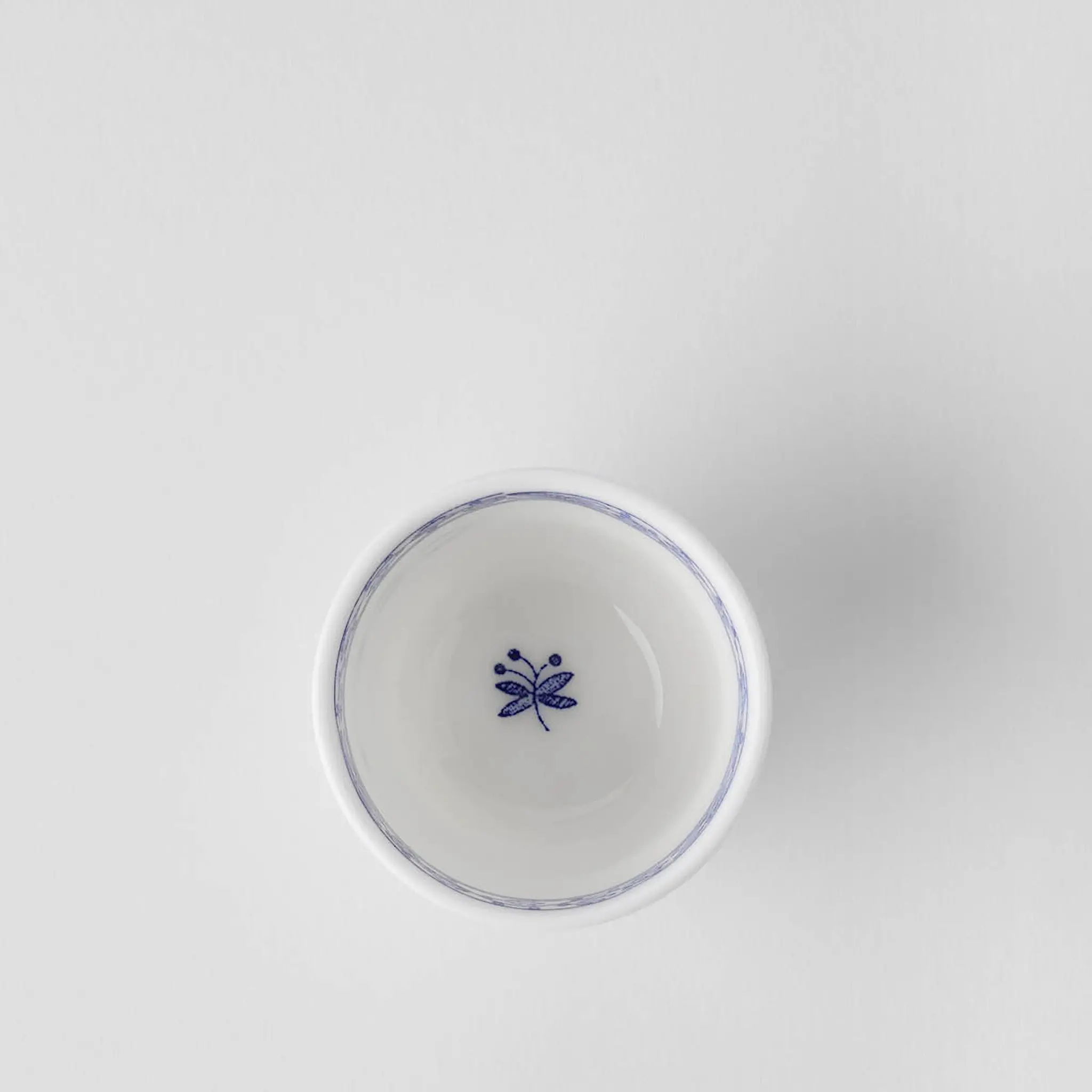 Gustafsberg Dresden eggeglass 5 cl blåhvit
