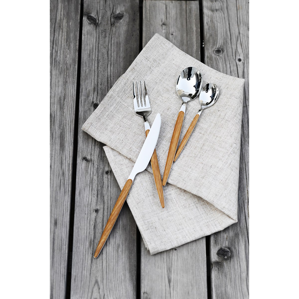 Modern House Ek Aterinsetti 16 osaa Teräs/Vaaleanruskea