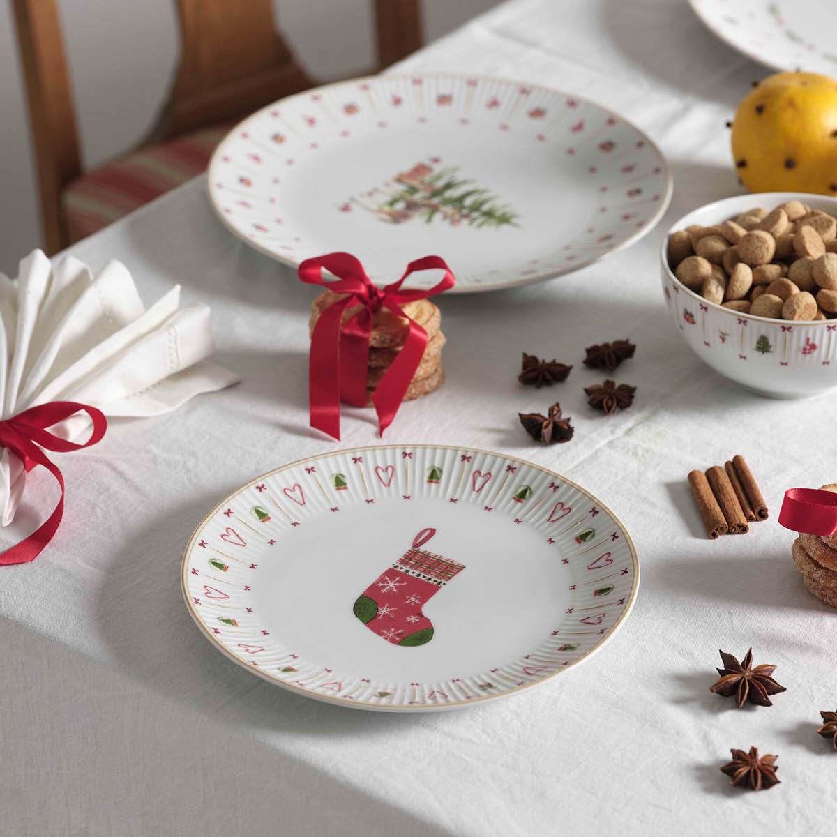 Aida Occasions Cozy Christmas tarjoiluvati 33 cm valkoinen