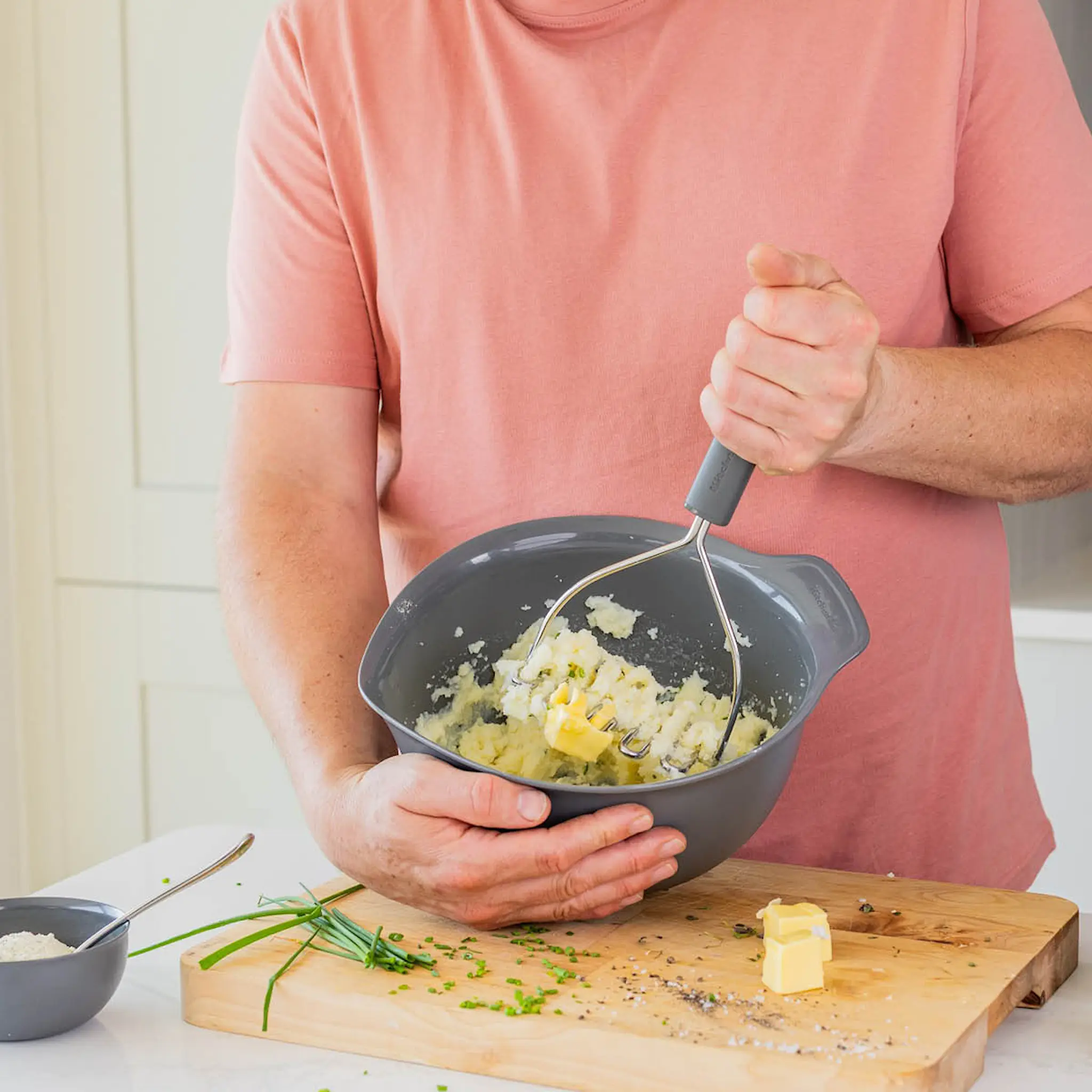 KitchenAid KitchenAid Classic Perunasurvin 25 cm Charcoal Grey