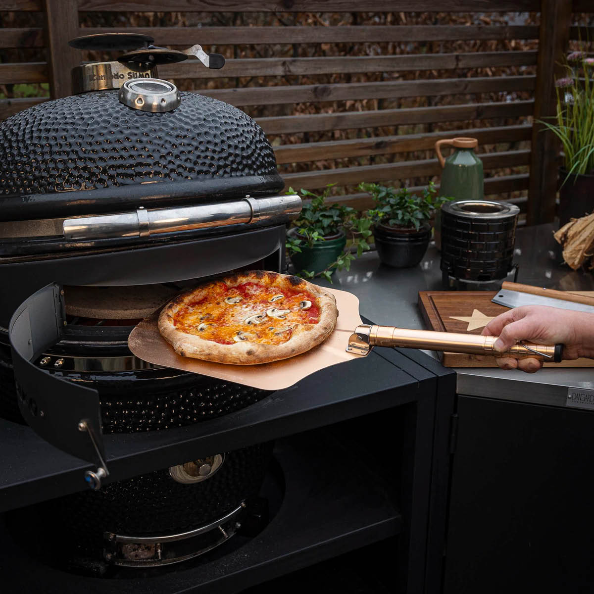 Kamado SUMO Pizzaspade hopfällbar 66 cm guld