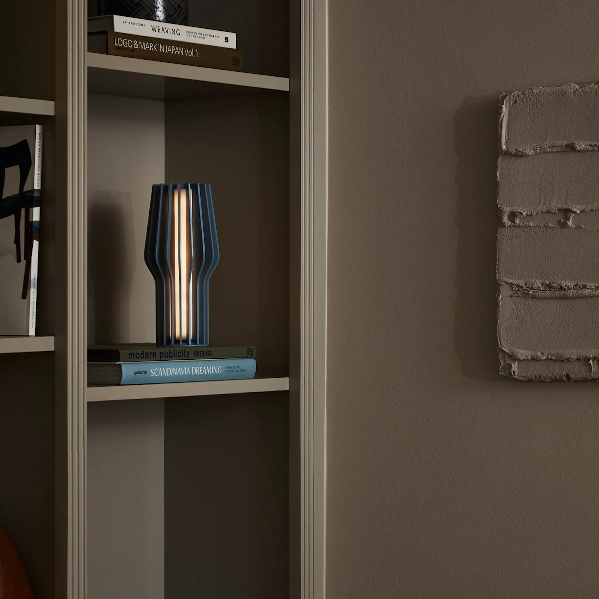 Eva Solo Radiant LED Pöytävalaisin 25 cm Dusty Blue