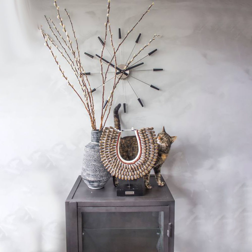 NeXtime Plug Inn veggklokke 58 cm svart