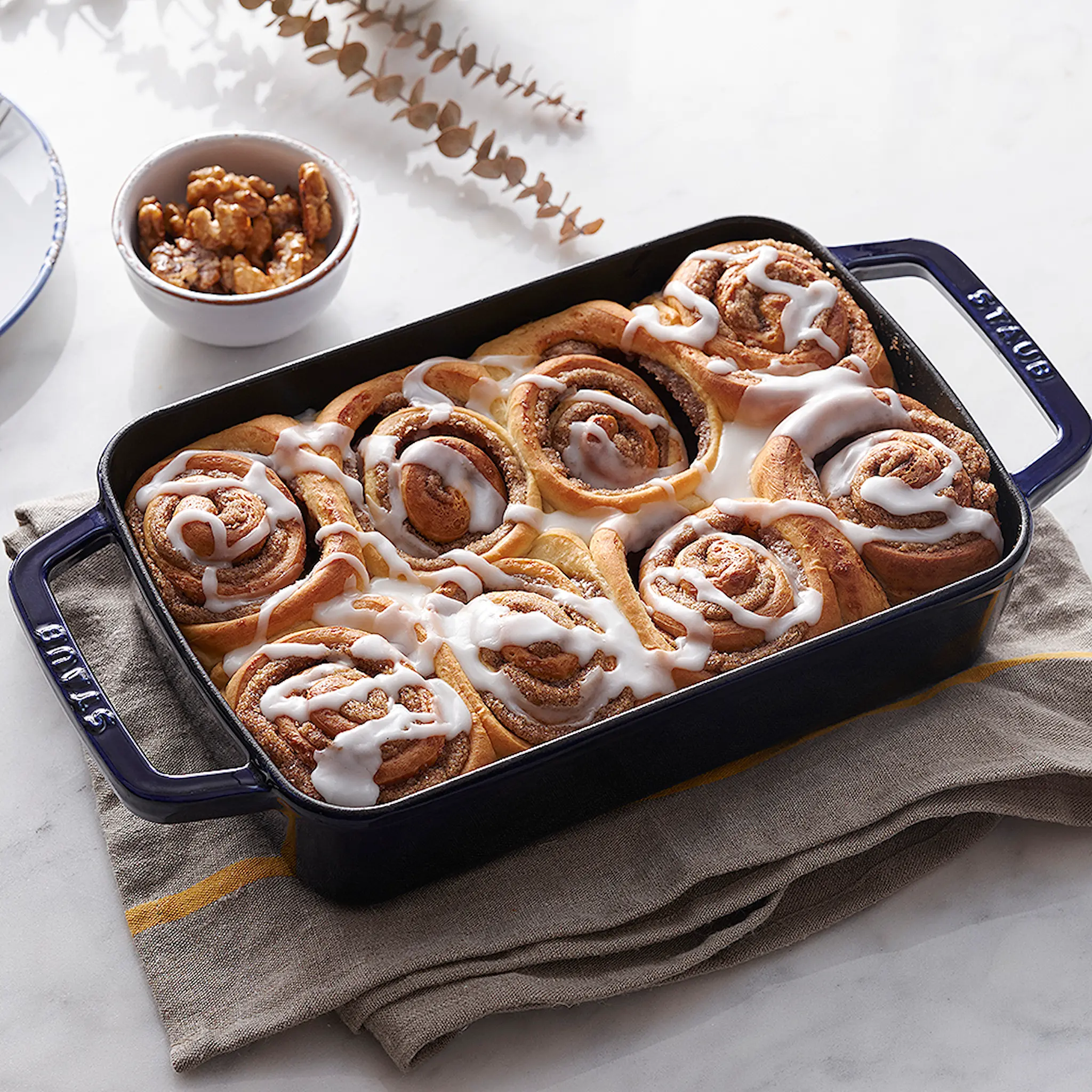 Staub Uunivuoka 30x20 cm 3,15 L Musta