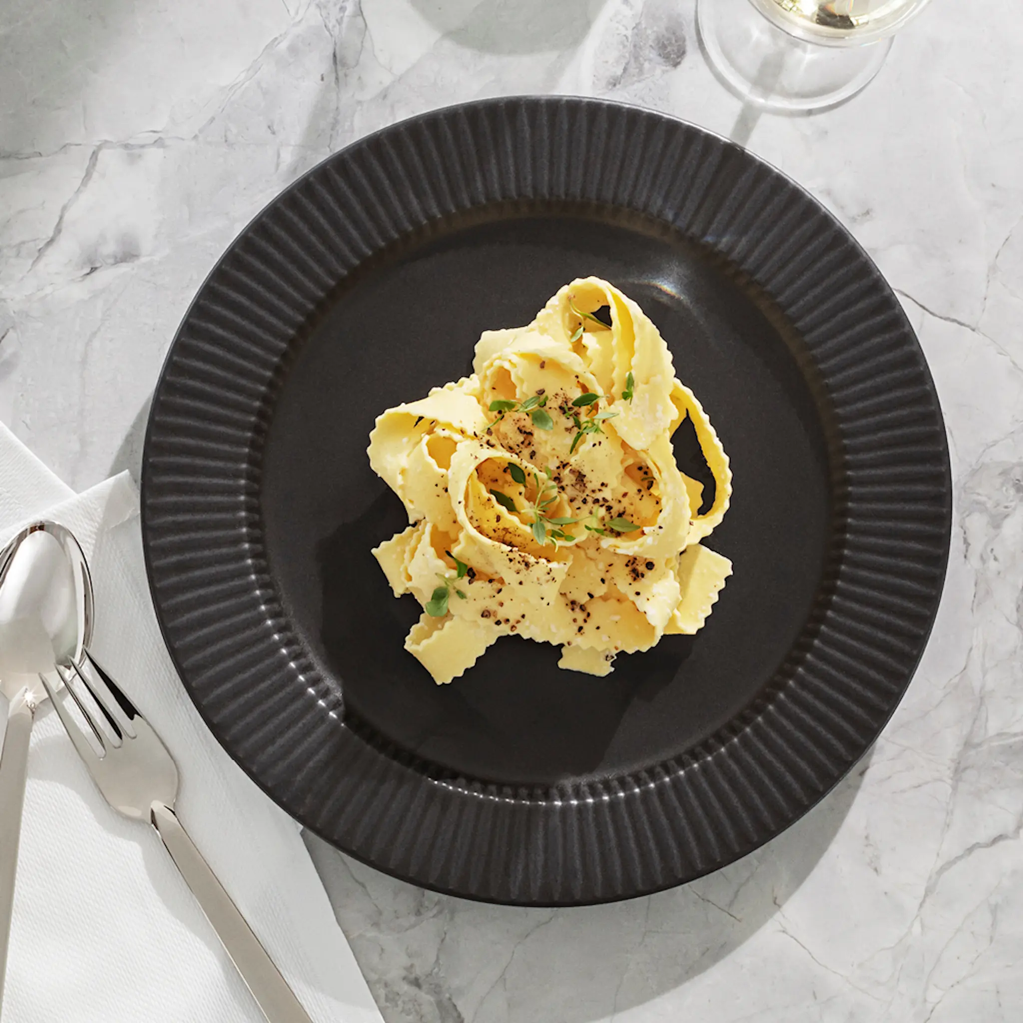 Eva Trio Legio Nova tallrik 25 cm svart