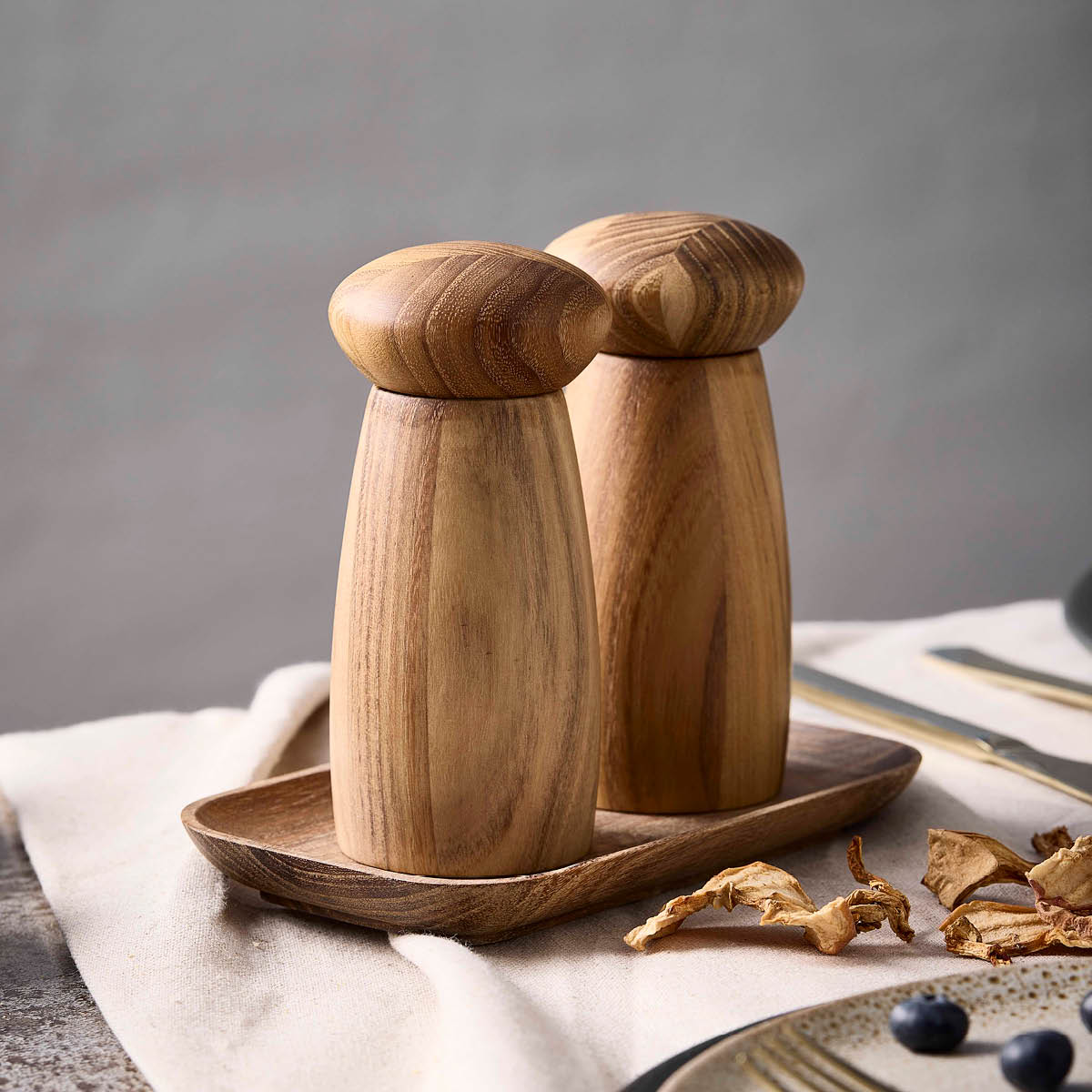 Aida Raw kvernsett med brett 13,5 cm 3 deler teak