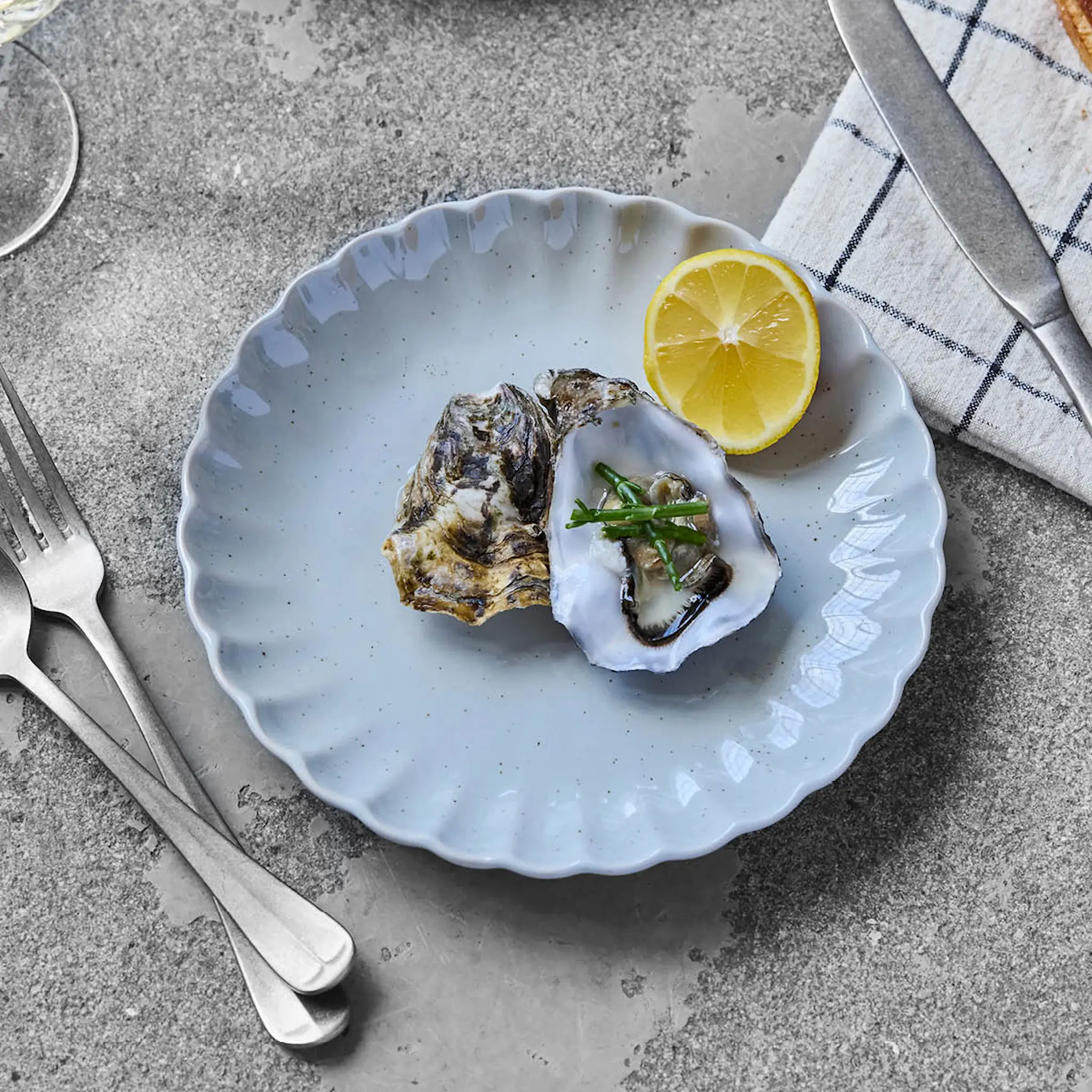 House Doctor Scallop tallrik 20 cm ljusblå