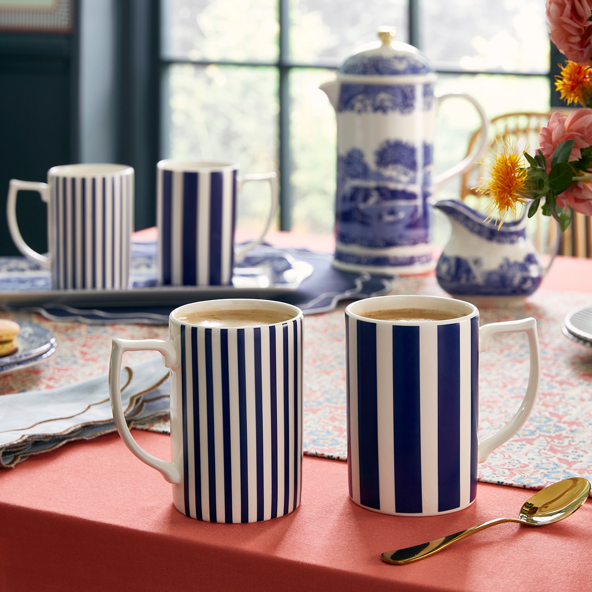 Spode Steccato krus 36 cl smalstripet koboltblå