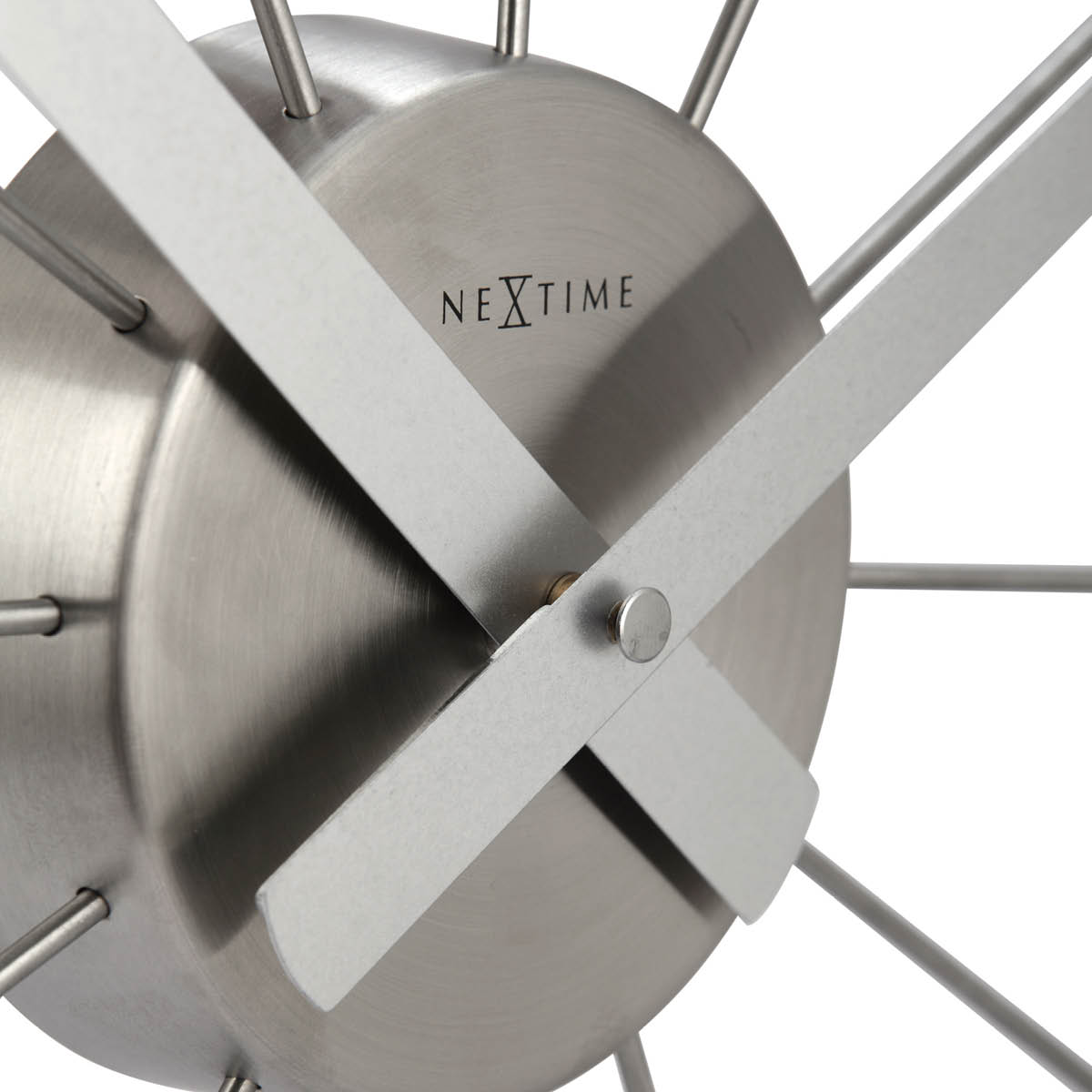 NeXtime Plug Inn Seinäkello 58 cm Hopea