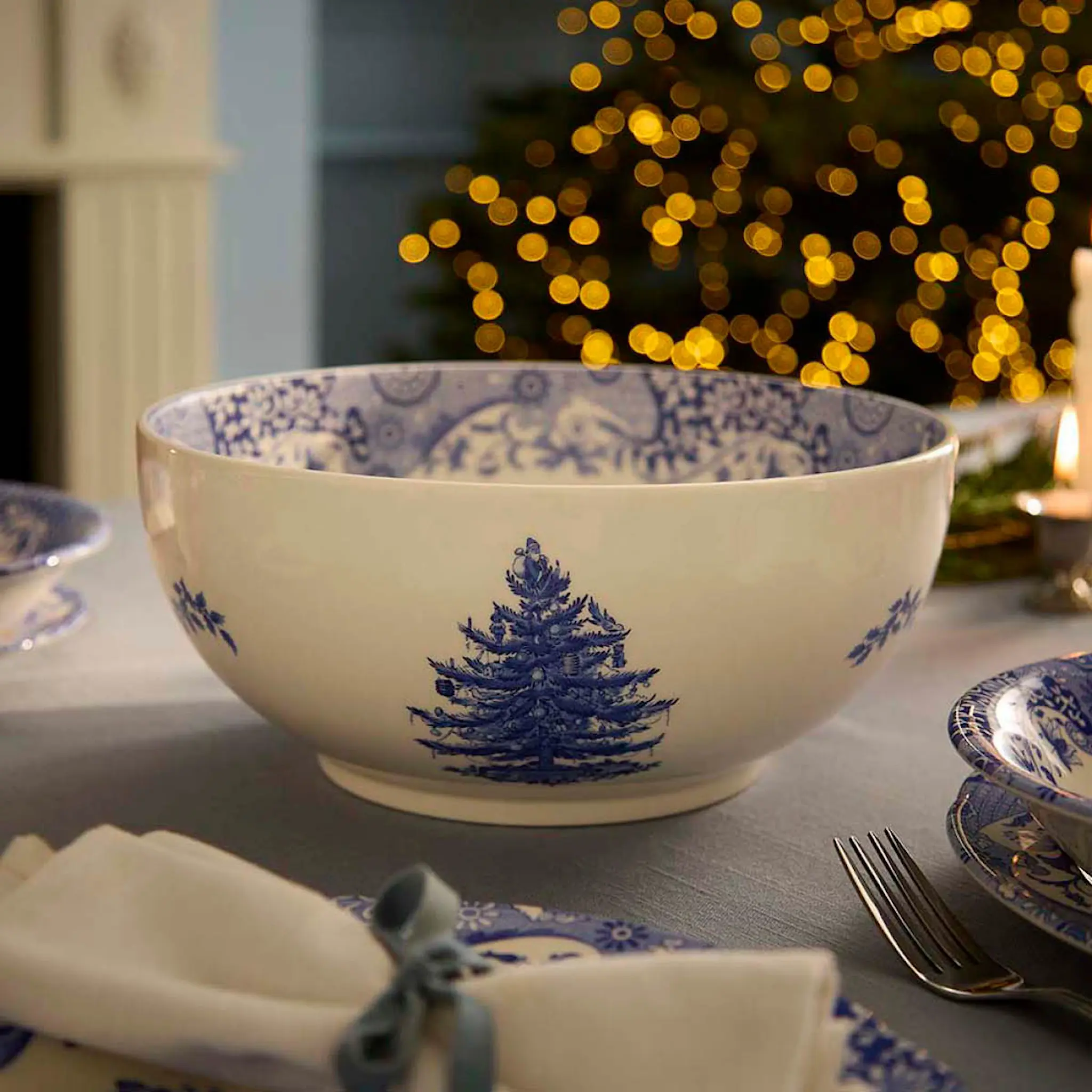 Spode Blue Italian Christmas Tree kulho 27,5 cm sininen/valkoinen