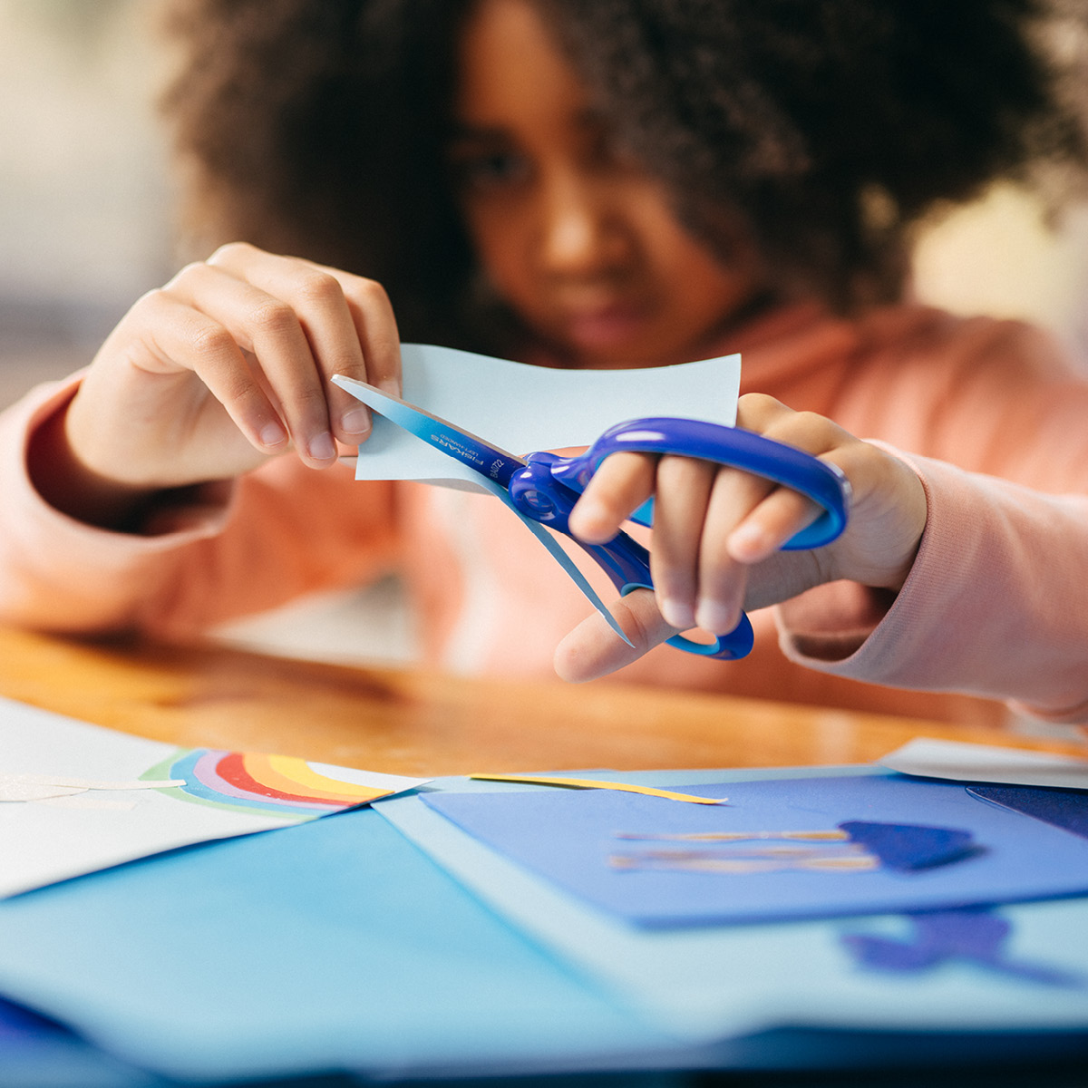Fiskars Vasenkätiset Lasten Sakset 8+ vuotta 15 cm Liukuvärjätty sininen