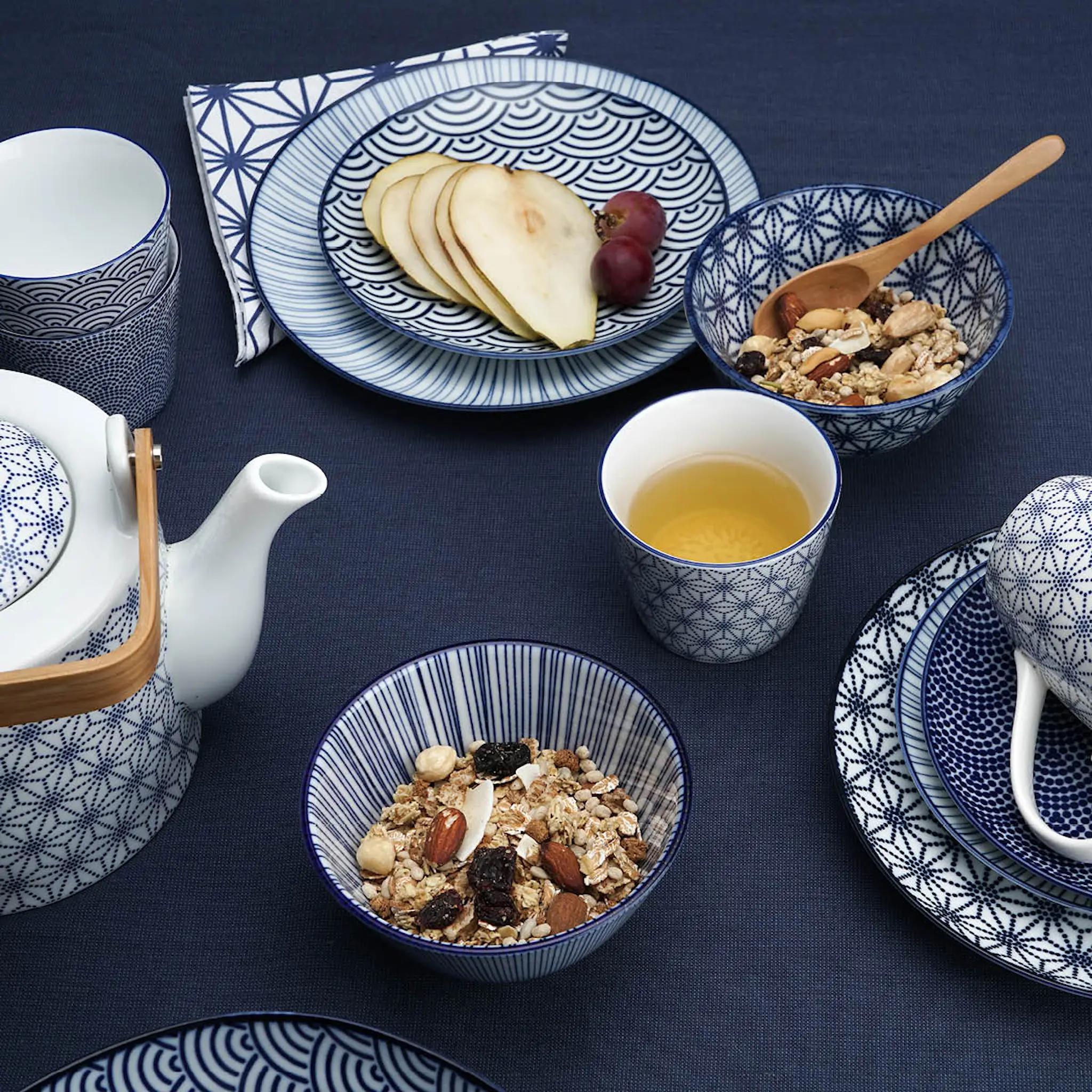 Tokyo Design Studio Nippon Blue Risskål Star