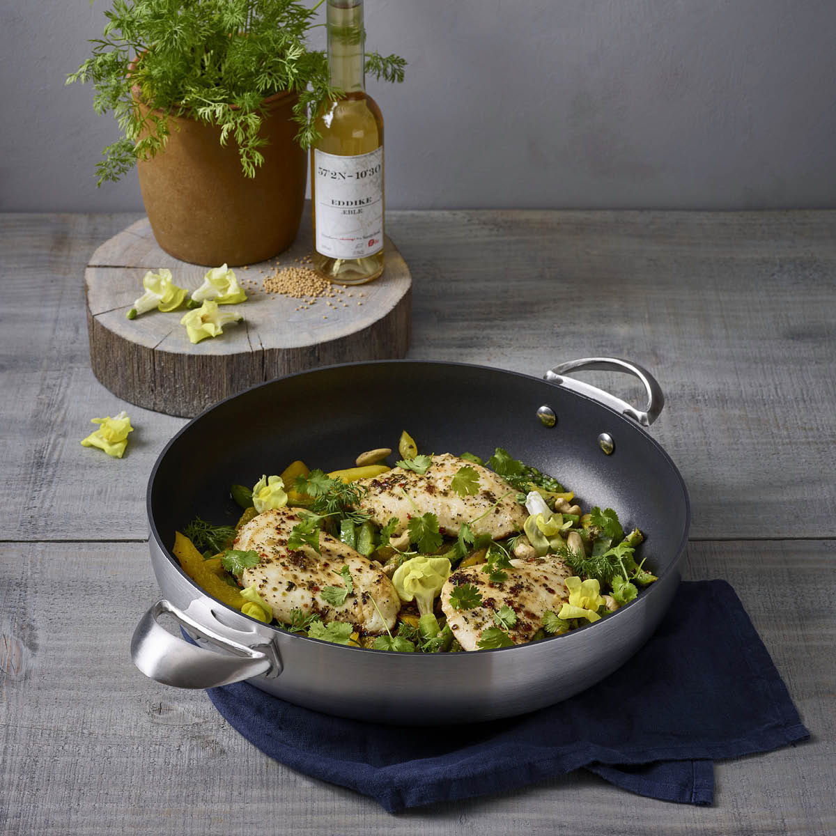 Scanpan CTX Serveringspanna med lock 32 cm Rostfri