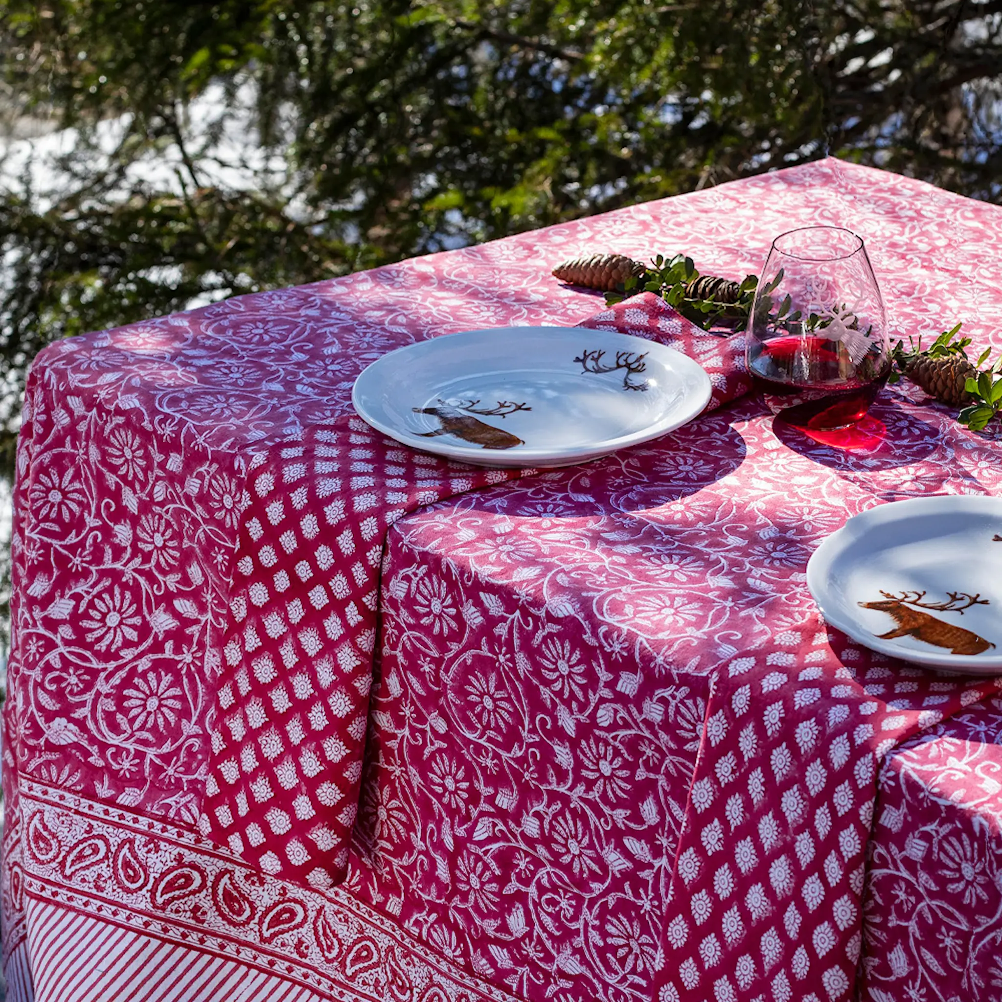 Chamois Margerita duk 170x270 cm röd