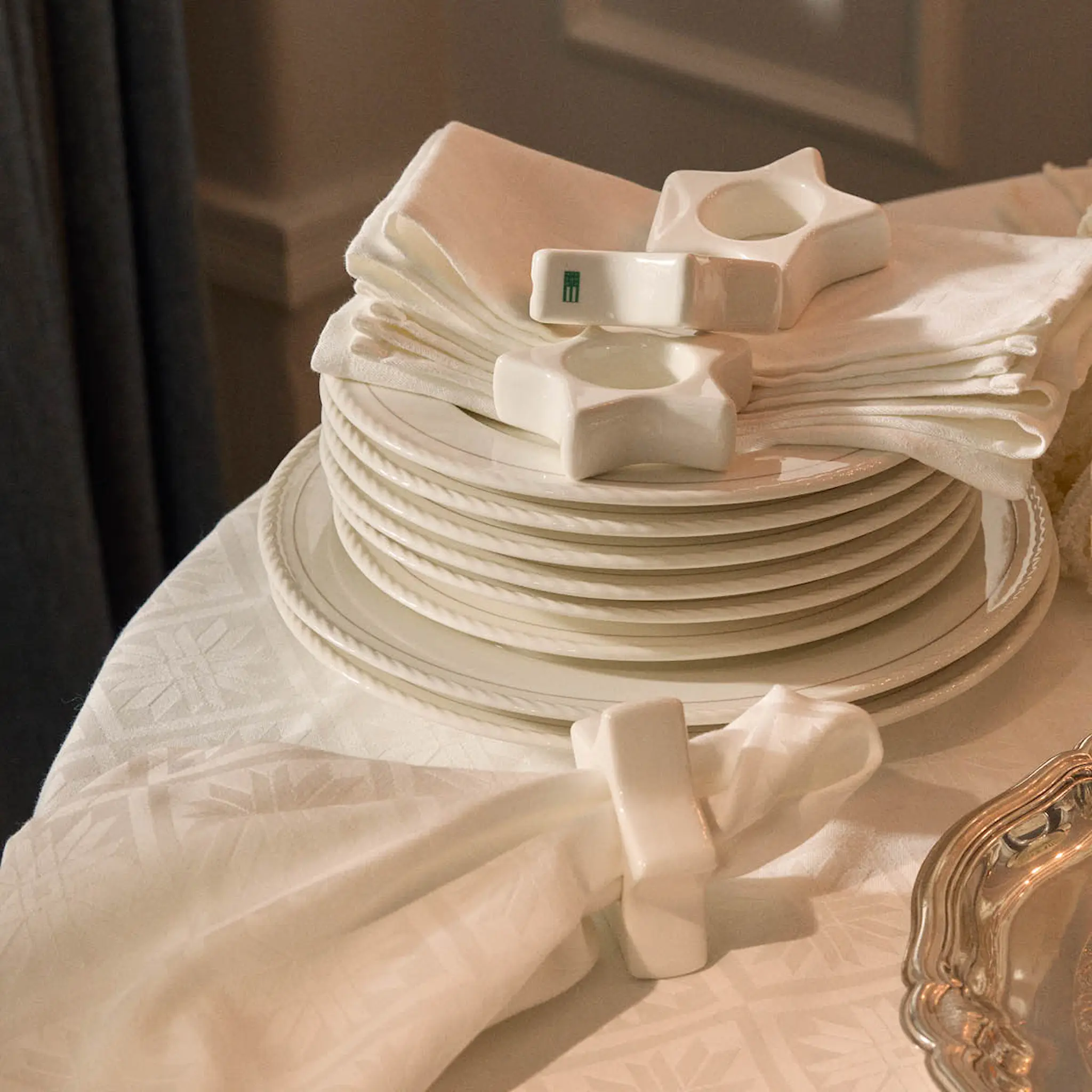 Lexington Star servettring 8x8 cm vit