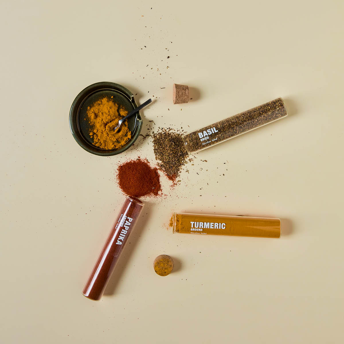 Nicolas Vahé Kryddset 11 g basilika, stark paprika, gurkmeja