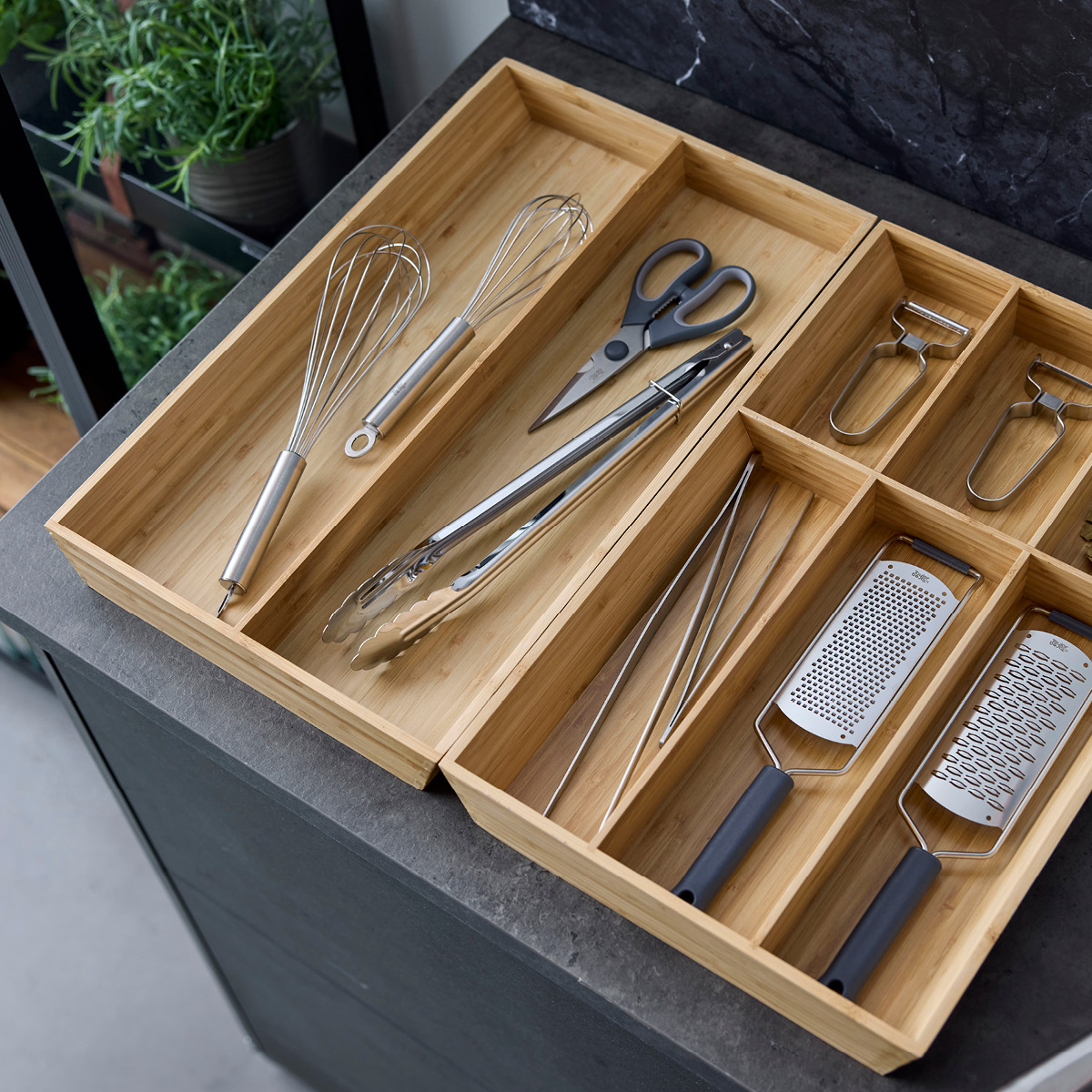 Tareq Taylor Diversity visp 32x6,5 cm stål