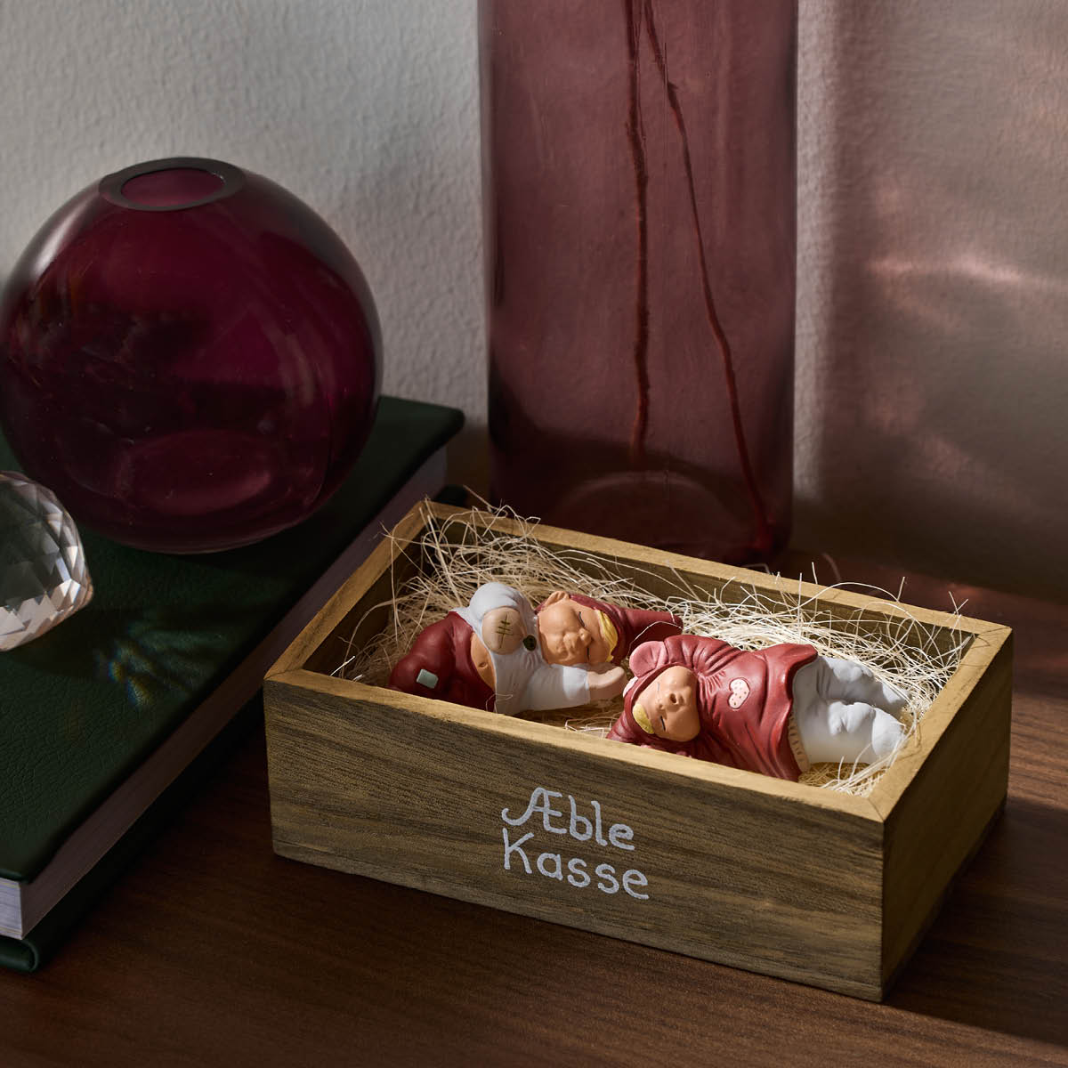 Klarborg Adam & Annika tomtar i trälåda 13,5 cm