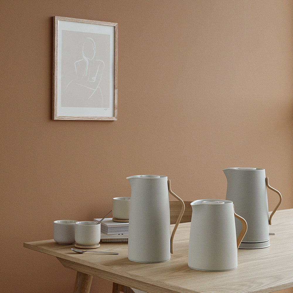 Stelton Danish Modern Emma Vattenkokare 1,2 L Soft Sand