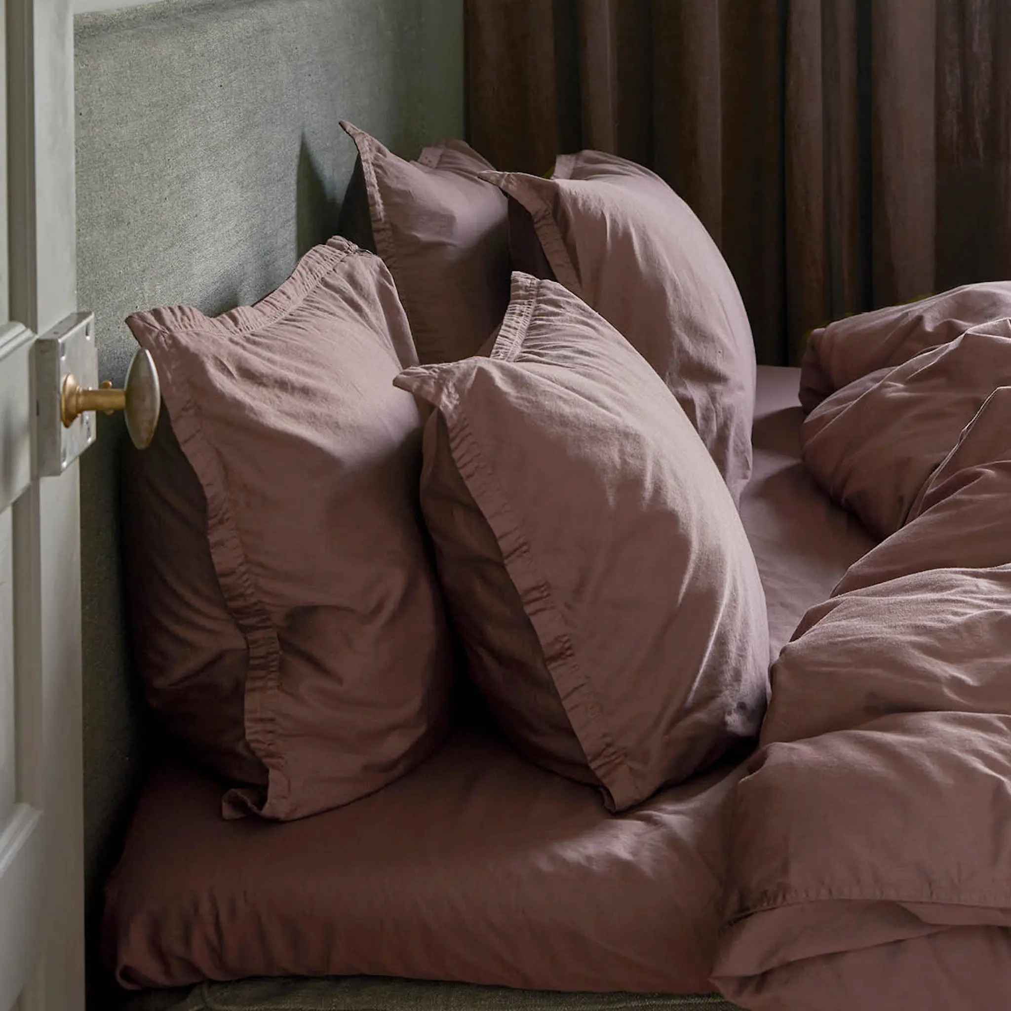 Himla Soul lakan satin 270x270 cm maroon