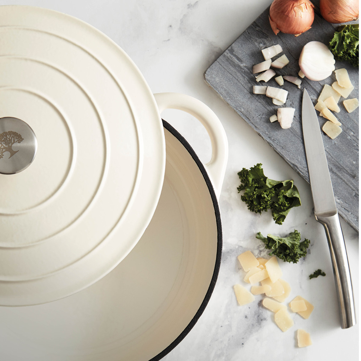 Barbary&Oak Gjutjärnsgryta låg 28 cm 2,5 L Creme