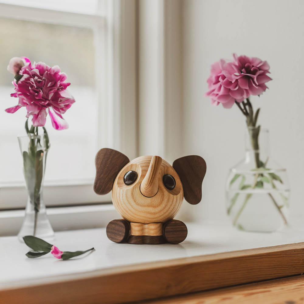 FableWood Flora elefant träfigur 10 cm valnöt/ask