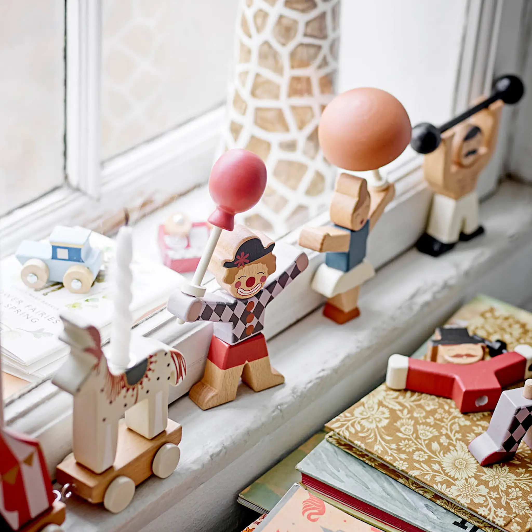 Bloomingville MINI Rossaio aktivitetsleke bygg figurer 16 deler