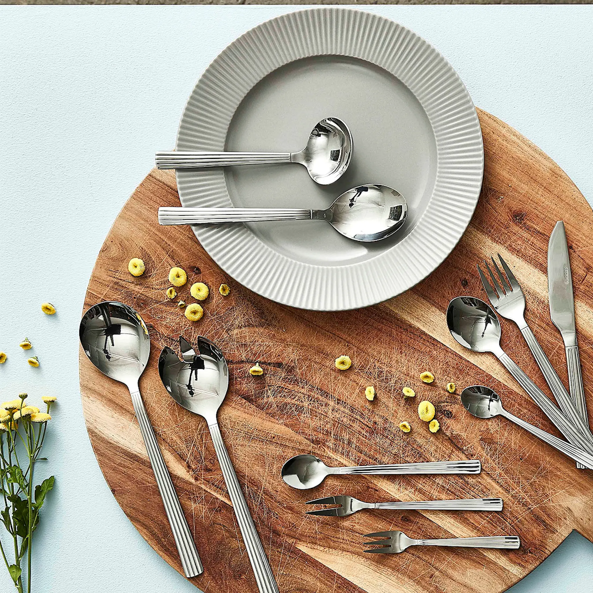 Aida Groovy såsslev 17 cm polerad