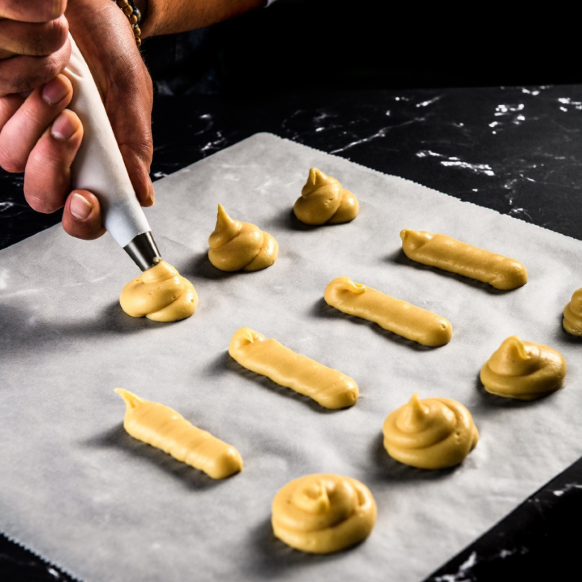 Plate It Plate It Pursotinpussi ja tyllat 11 kpl Teräs/Valkoinen