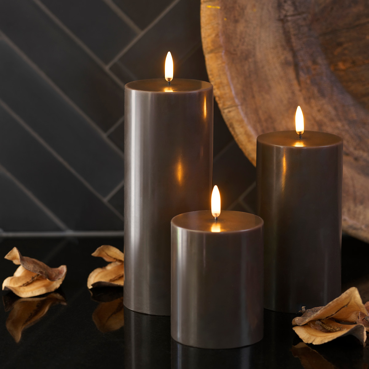 Uyuni Lighting Halvor Bakke LED blockljus 7,8x15 cm mörkgrå