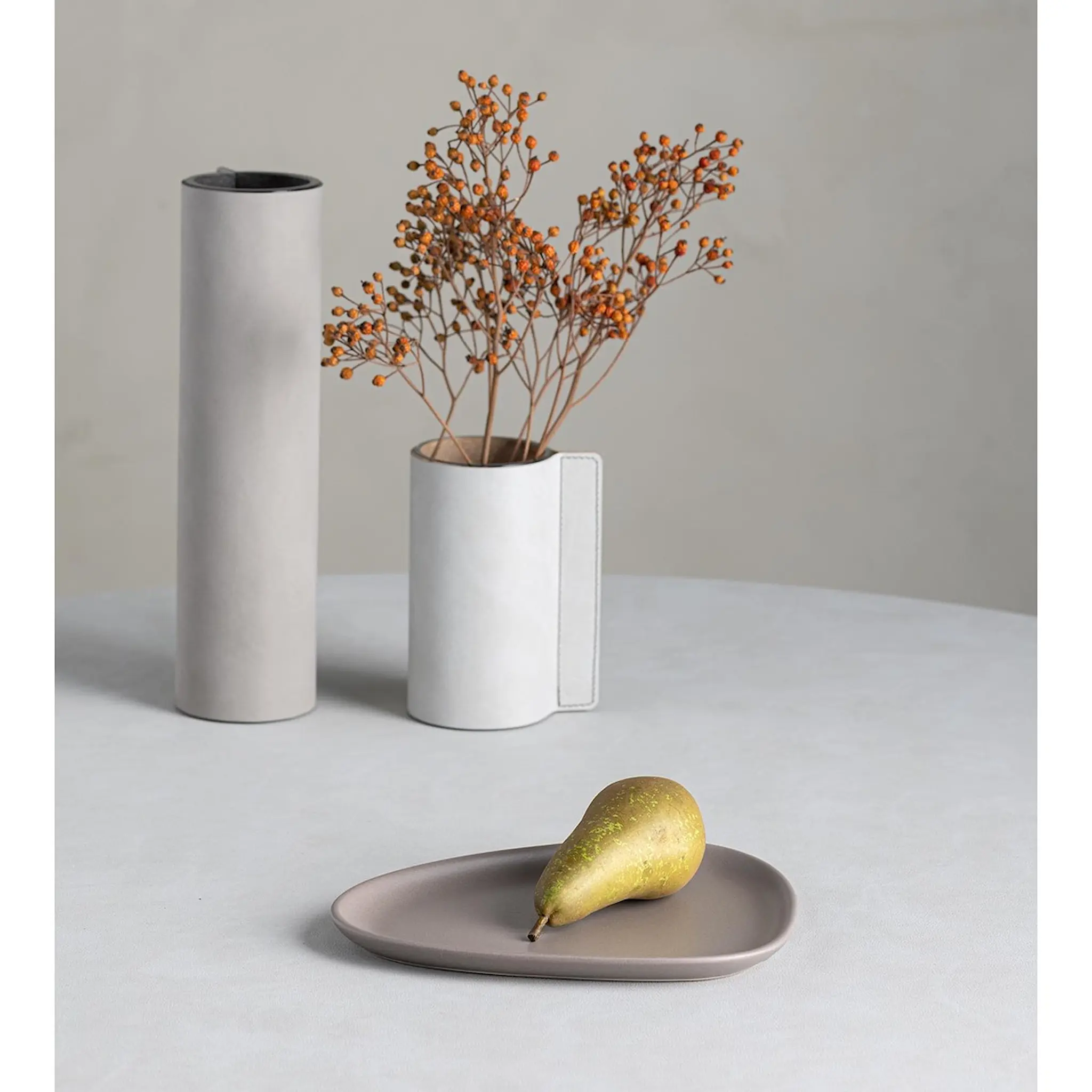 LIND DNA Curve Stoneware Tallrik 22x19 cm Varm Grå