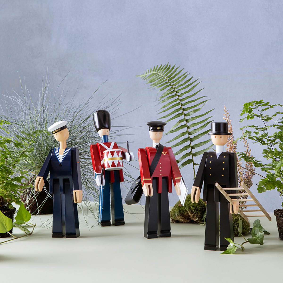 Kay Bojesen Denmark Merimies 20,5 cm Tummansininen