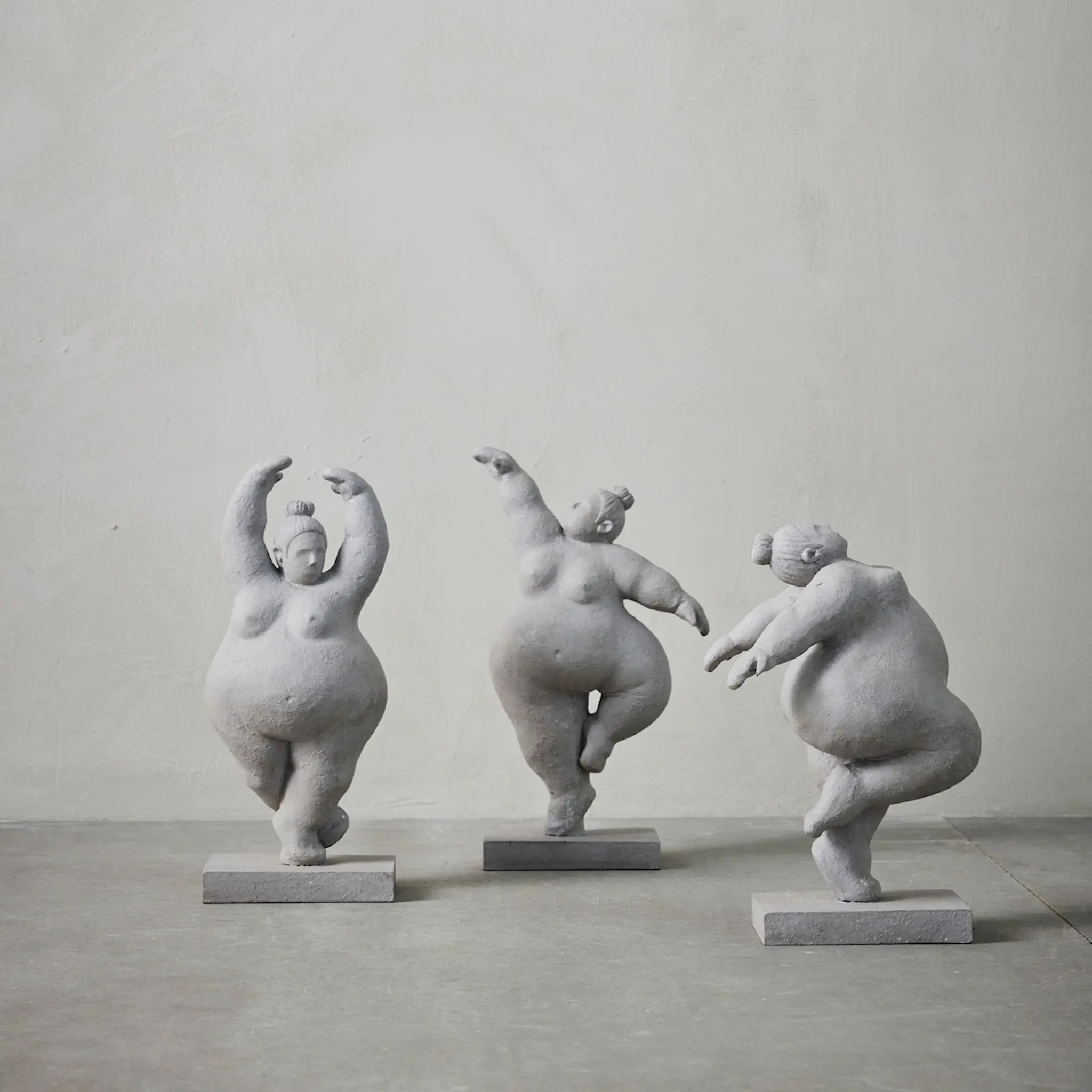 Lene Bjerre Serafina dekorationsfigur 28,8 cm grå