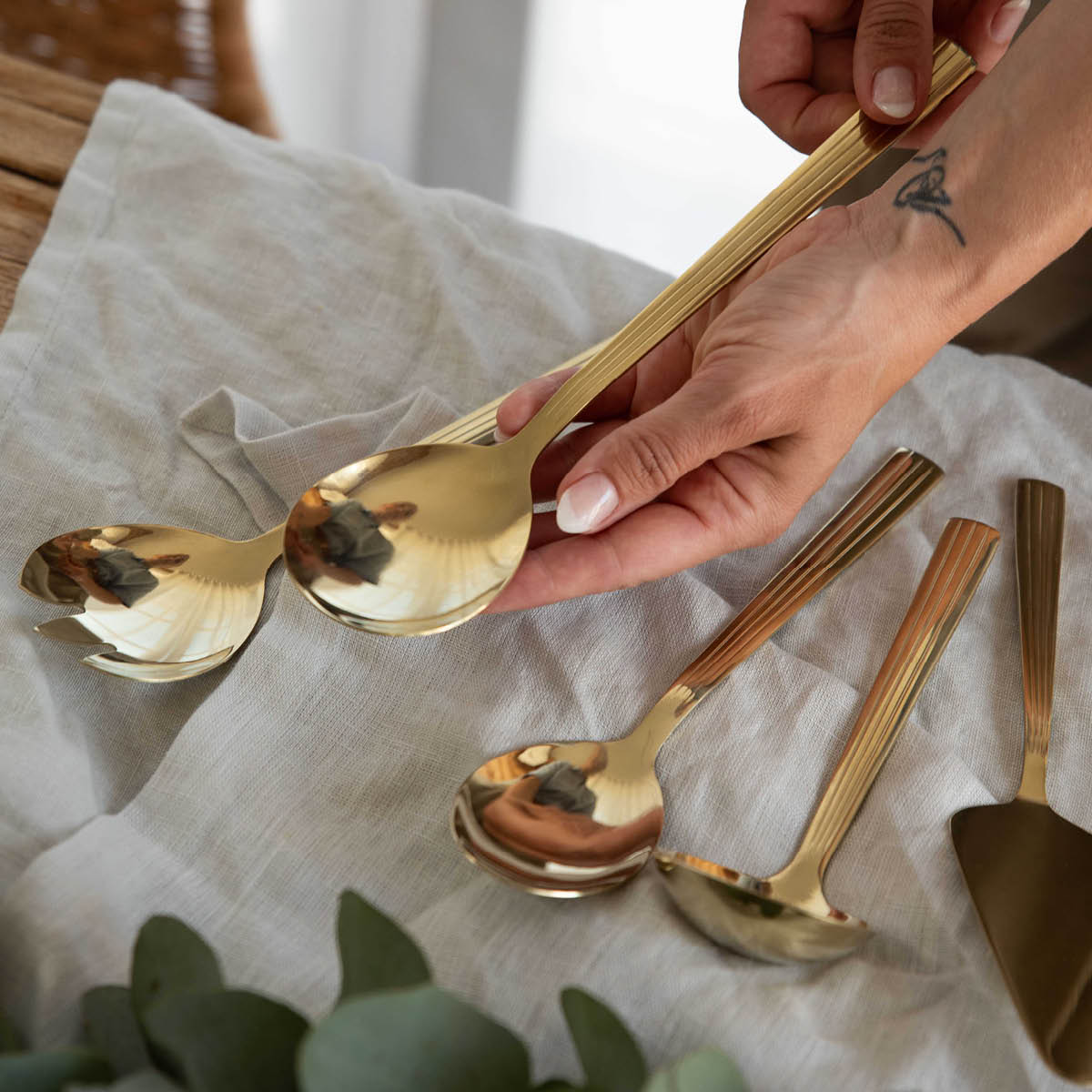 Aida RAW Serveringsset 5 delar Champagne