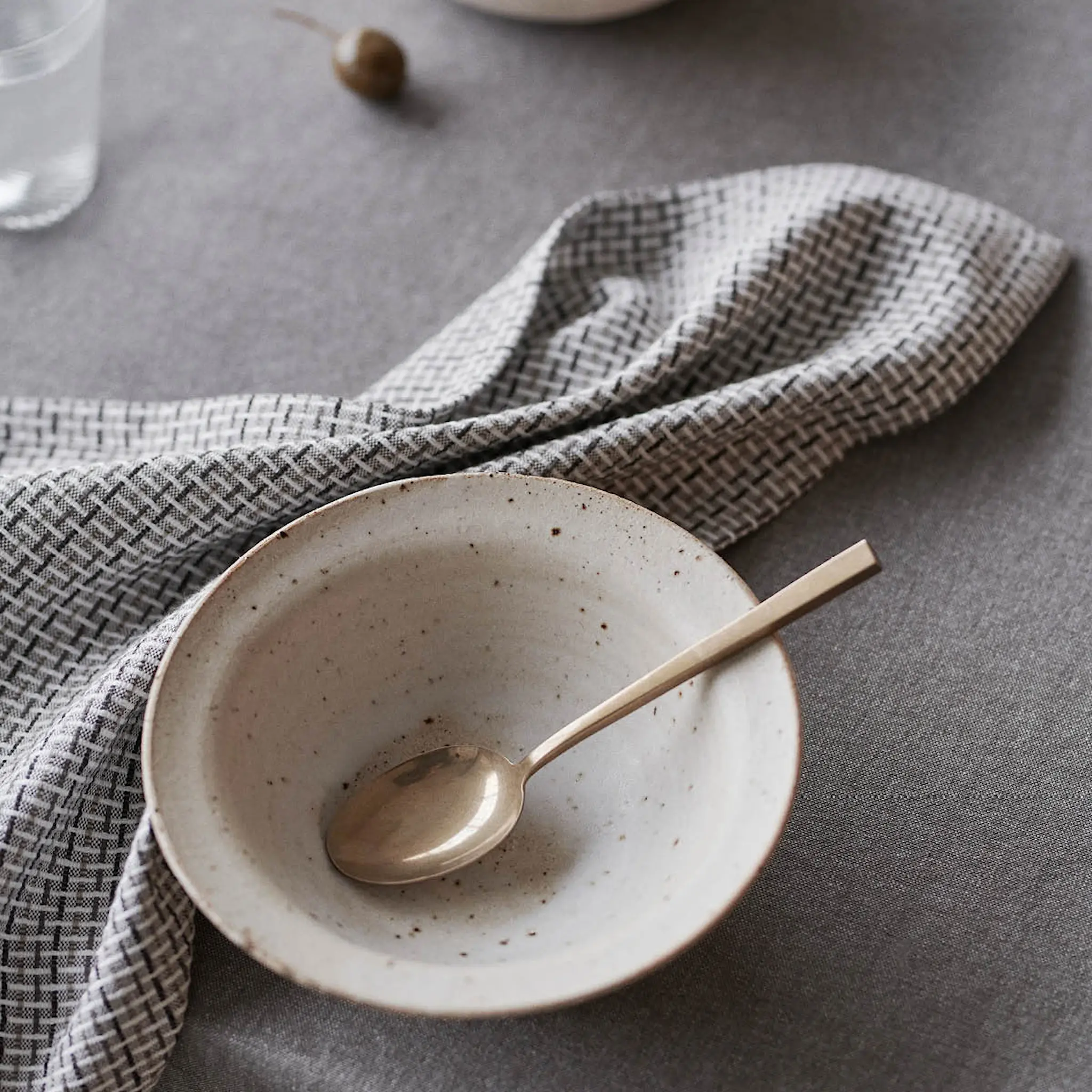 By Mogensen Duk 140x240 cm Kaki