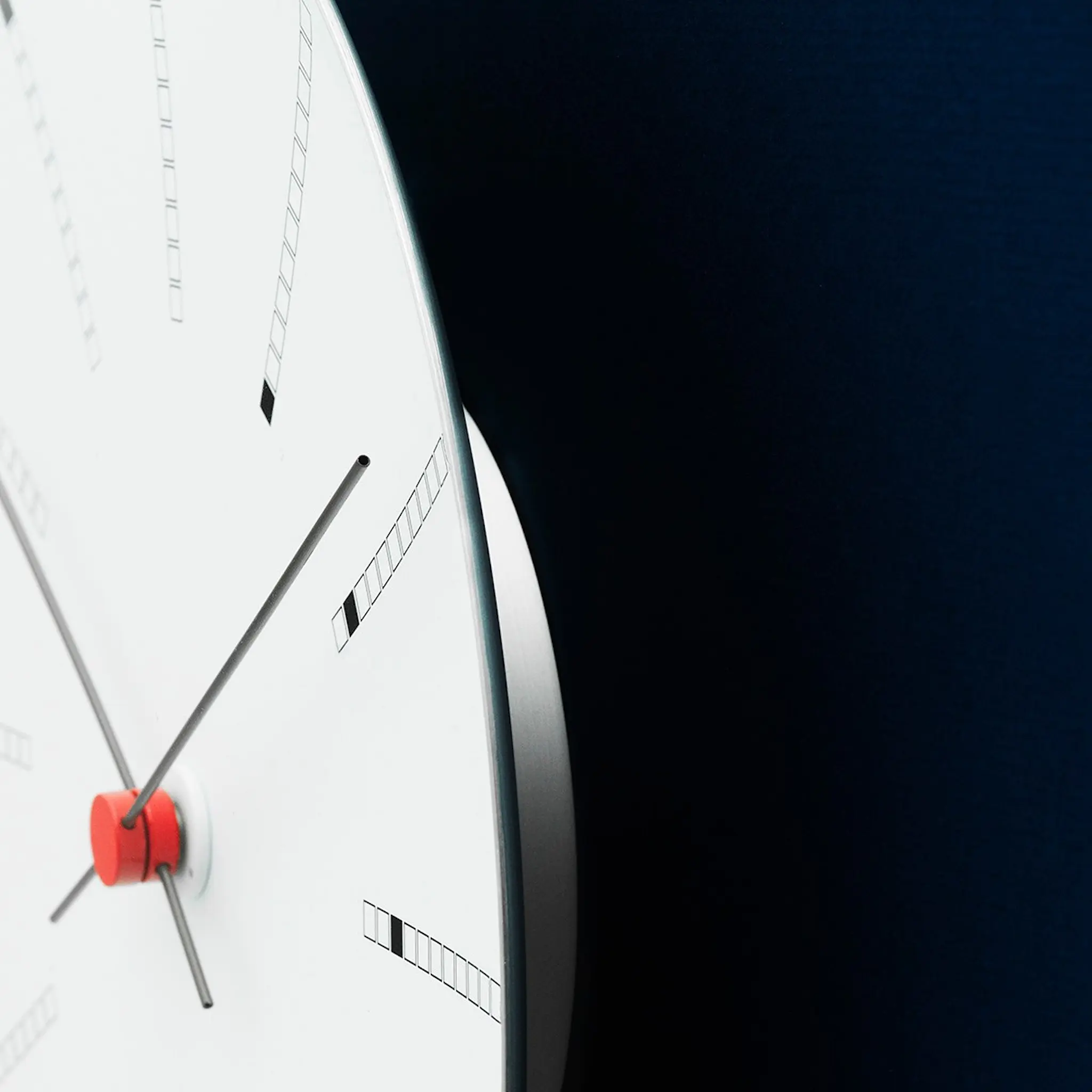 Arne Jacobsen Bankers Väggur 12 cm Vit