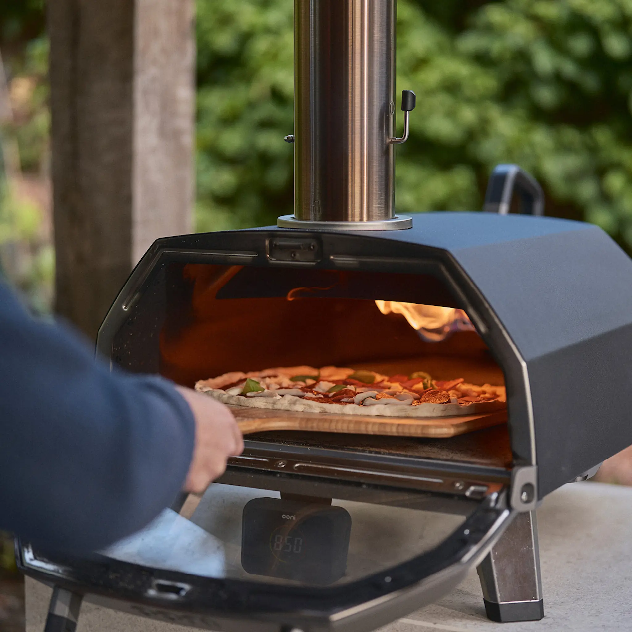 Ooni Karu 2 Pro pizzaugn 16" svart