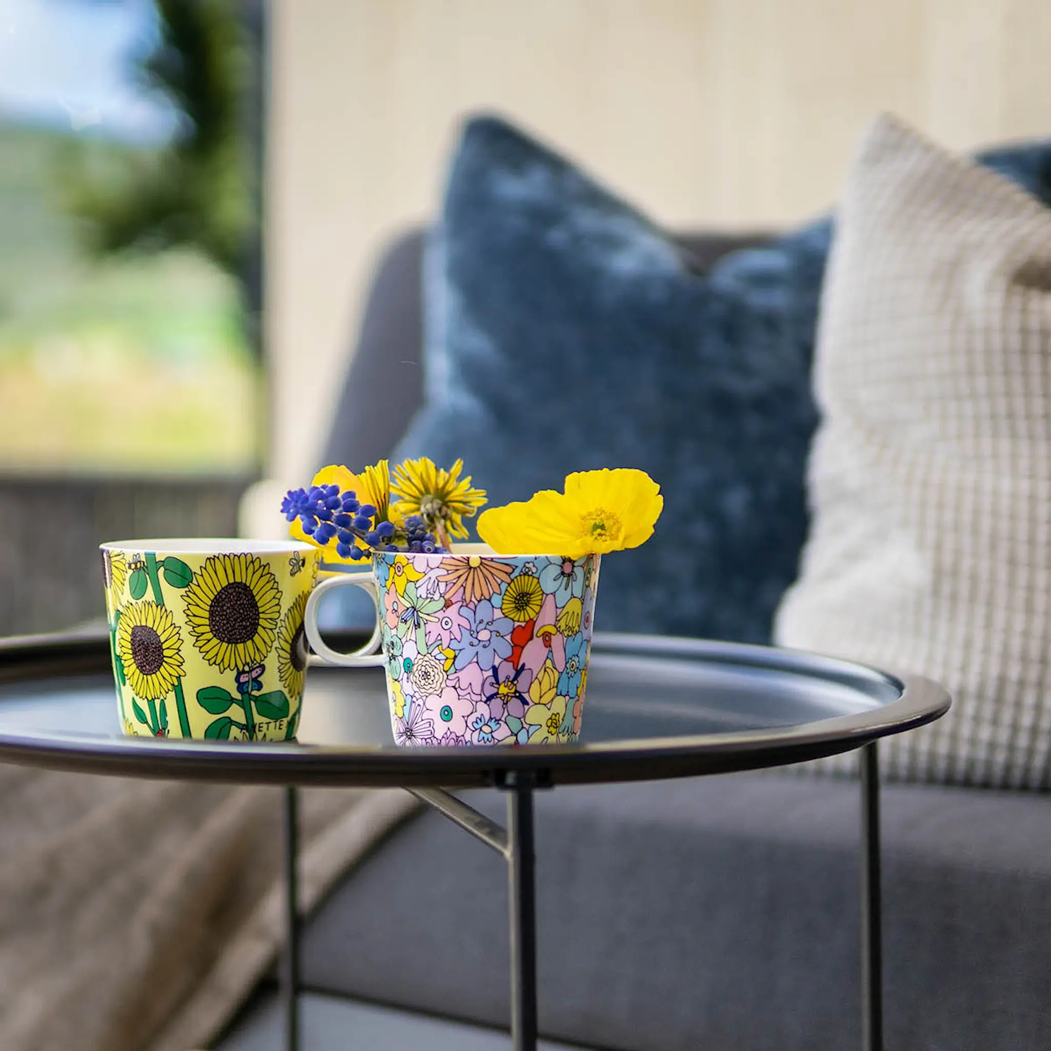 Modern House Anette Moi krus 27 cl blomster