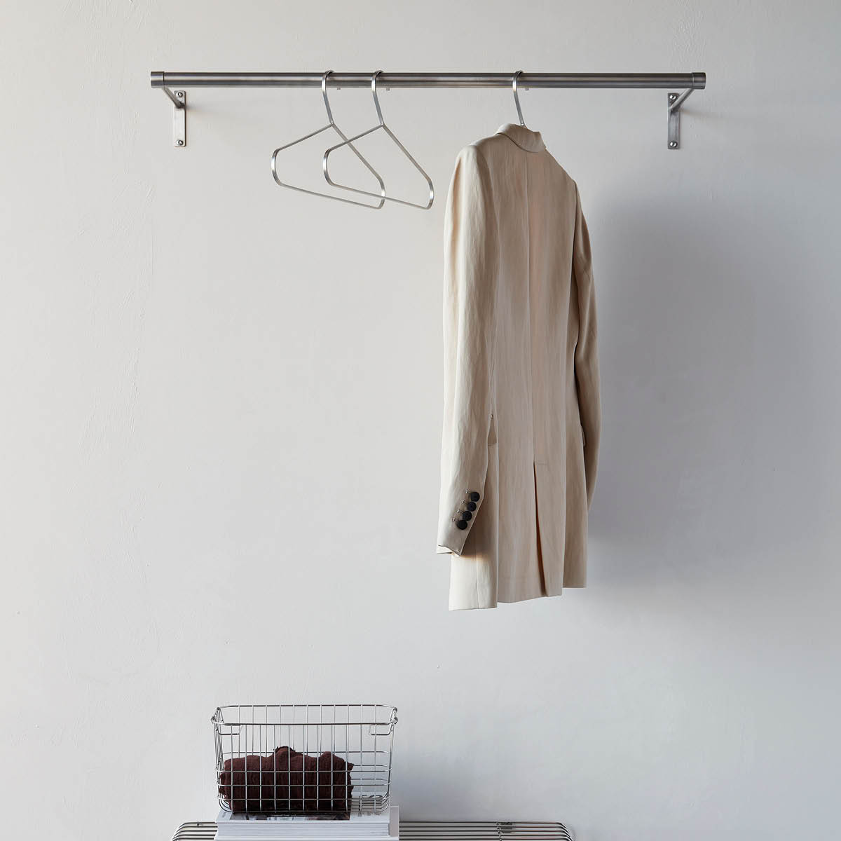 Mette Ditmer HANG-IT kleshenger 40x21 cm 2 stk pusset stål