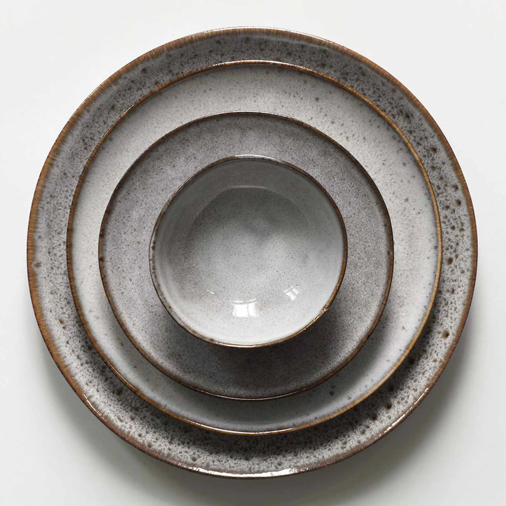 Tell Me More Taranto Lautanen 21,5 cm Harmaa