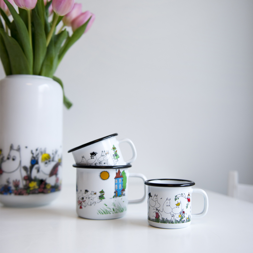 Muurla Mumin Emaljmugg Glada Familjen 15 cl Vit