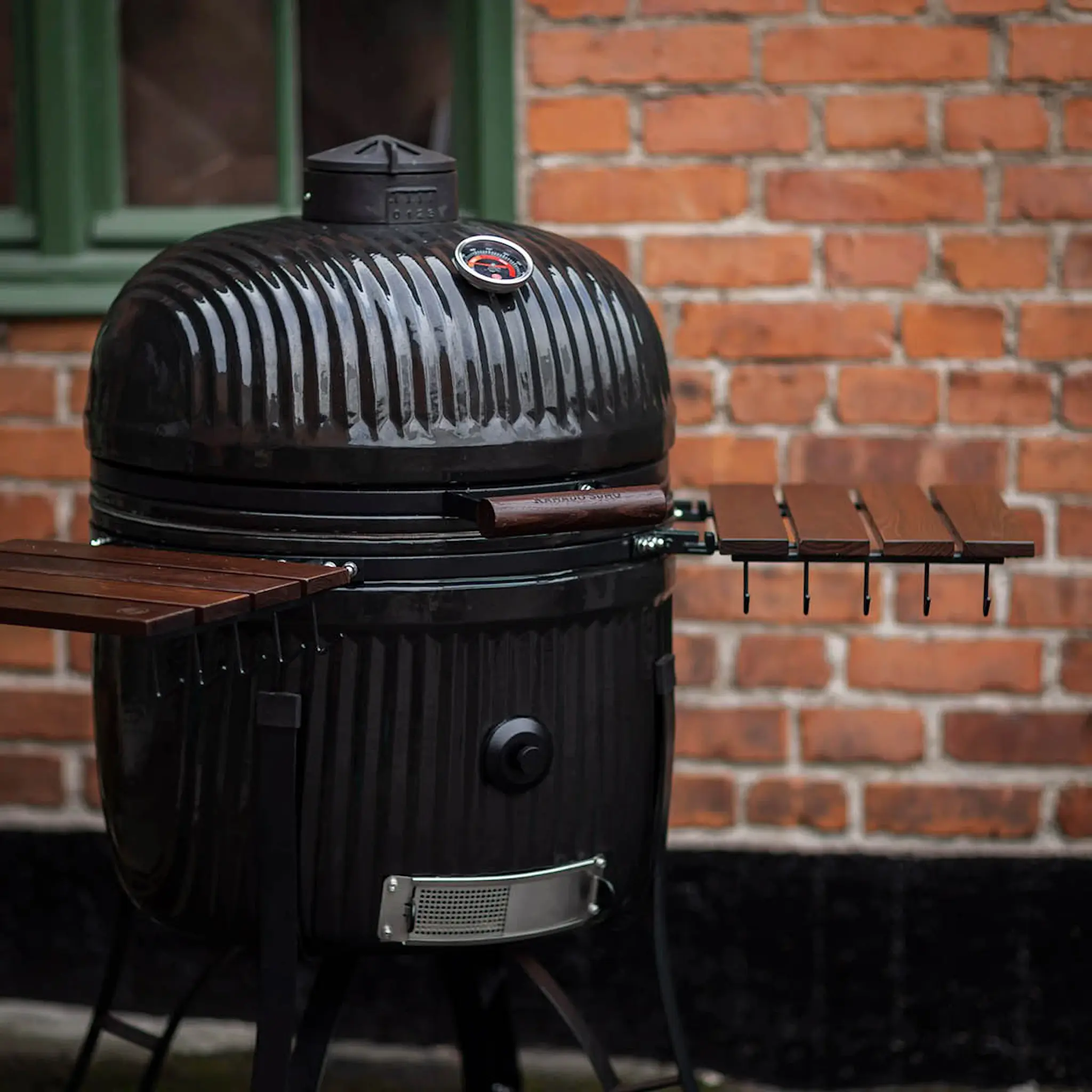 Kamado SUMO Kamado Grill Icon Maxi Hiiligrilli musta