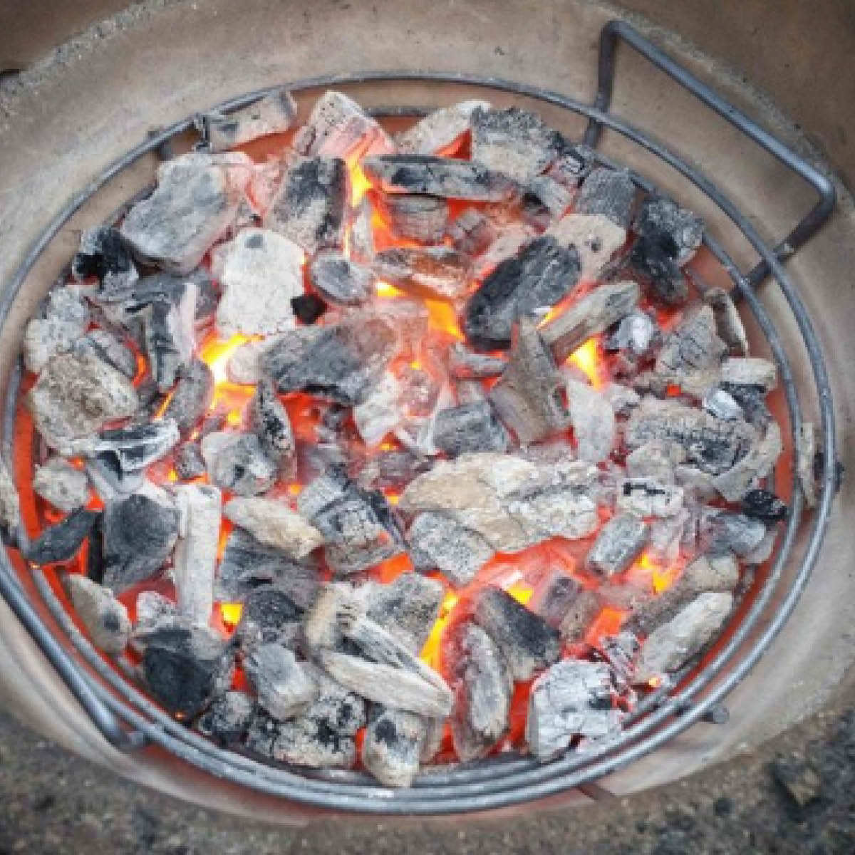 Kamado SUMO Kolkorg Kick Ash till Maxi 25"