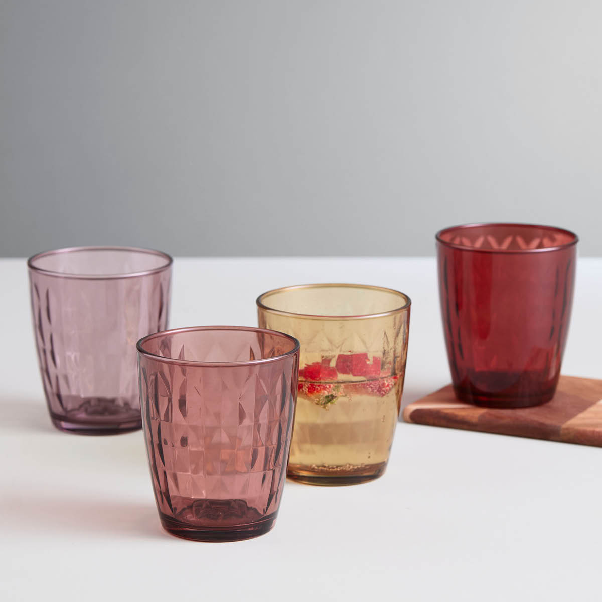 Aida Mosaic vannglass 34 cl 4 stk shades of red